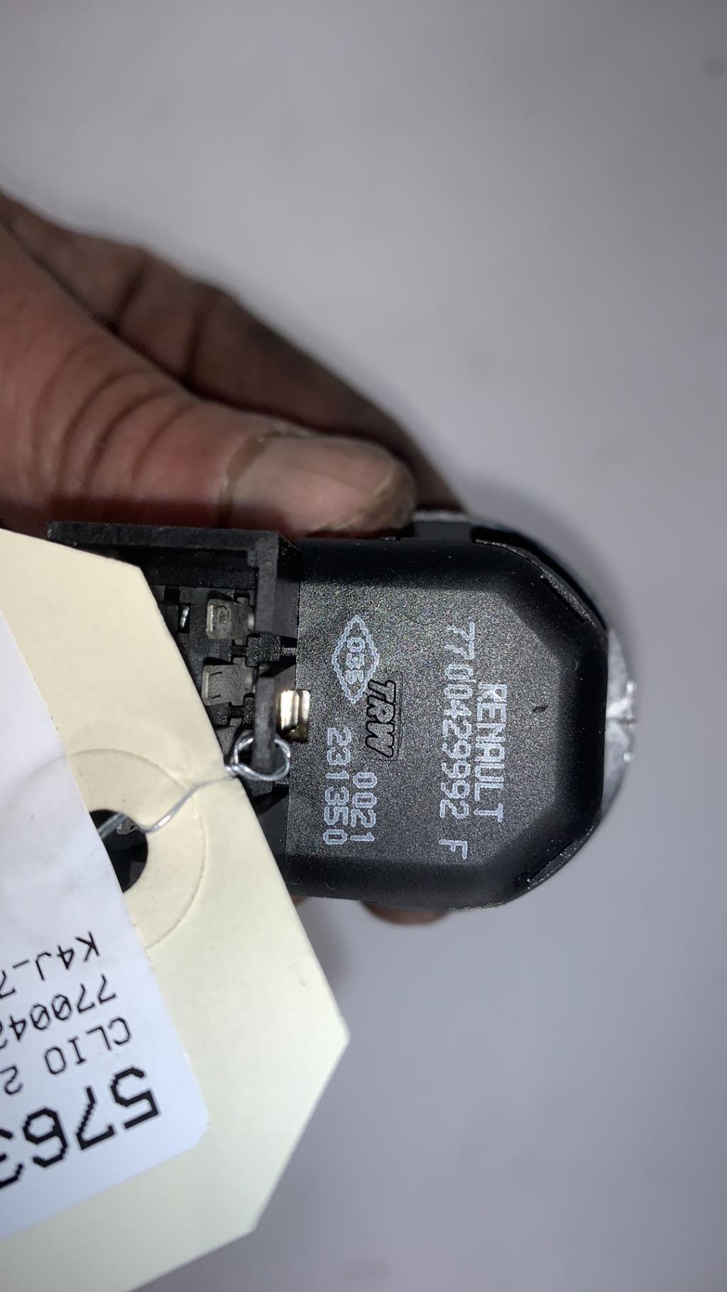 Commande retroviseurs RENAULT CLIO 2 PHASE 1 Essence - 1