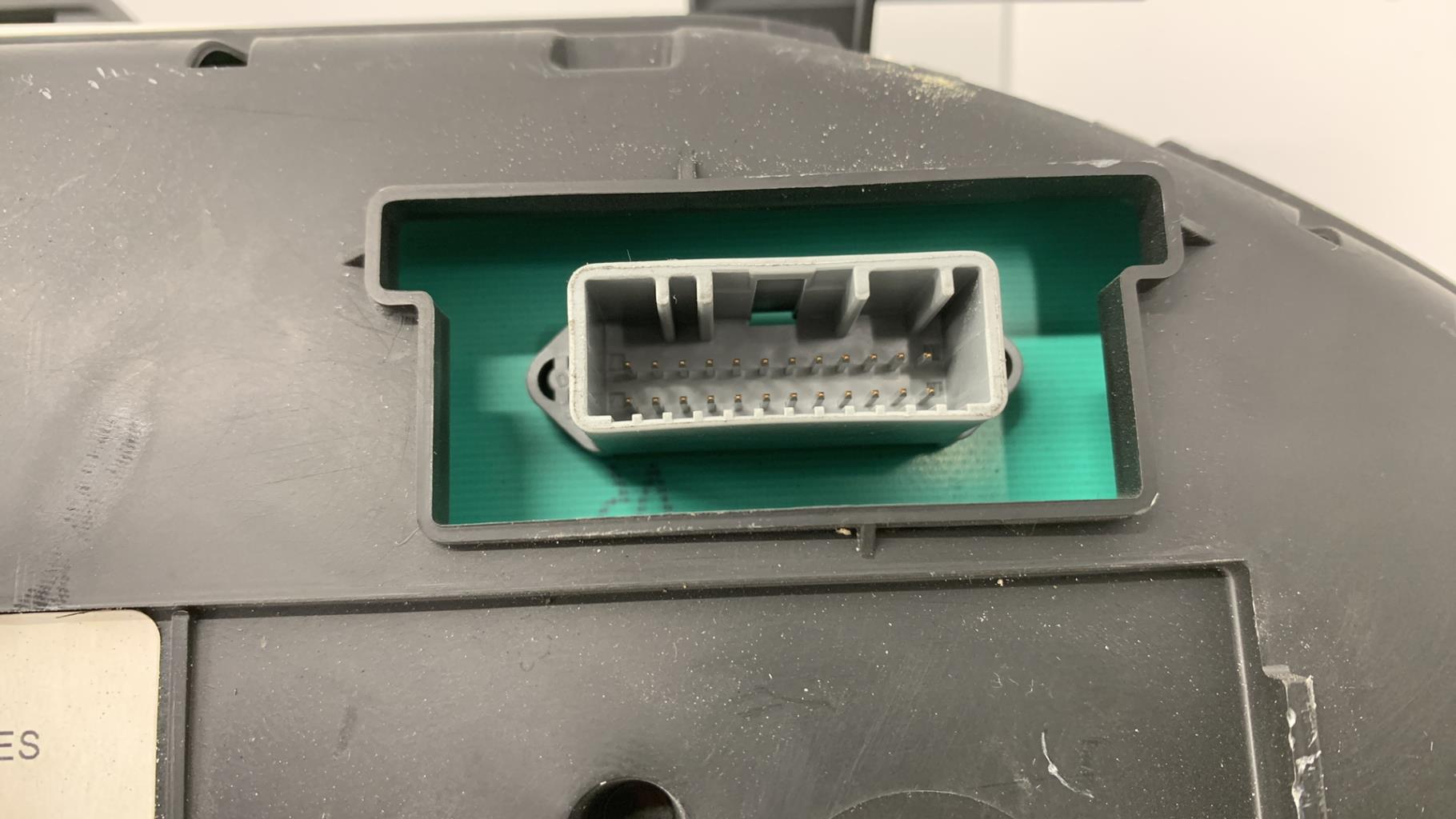 Compteur RENAULT CLIO 3 PHASE 1 Essence - 1