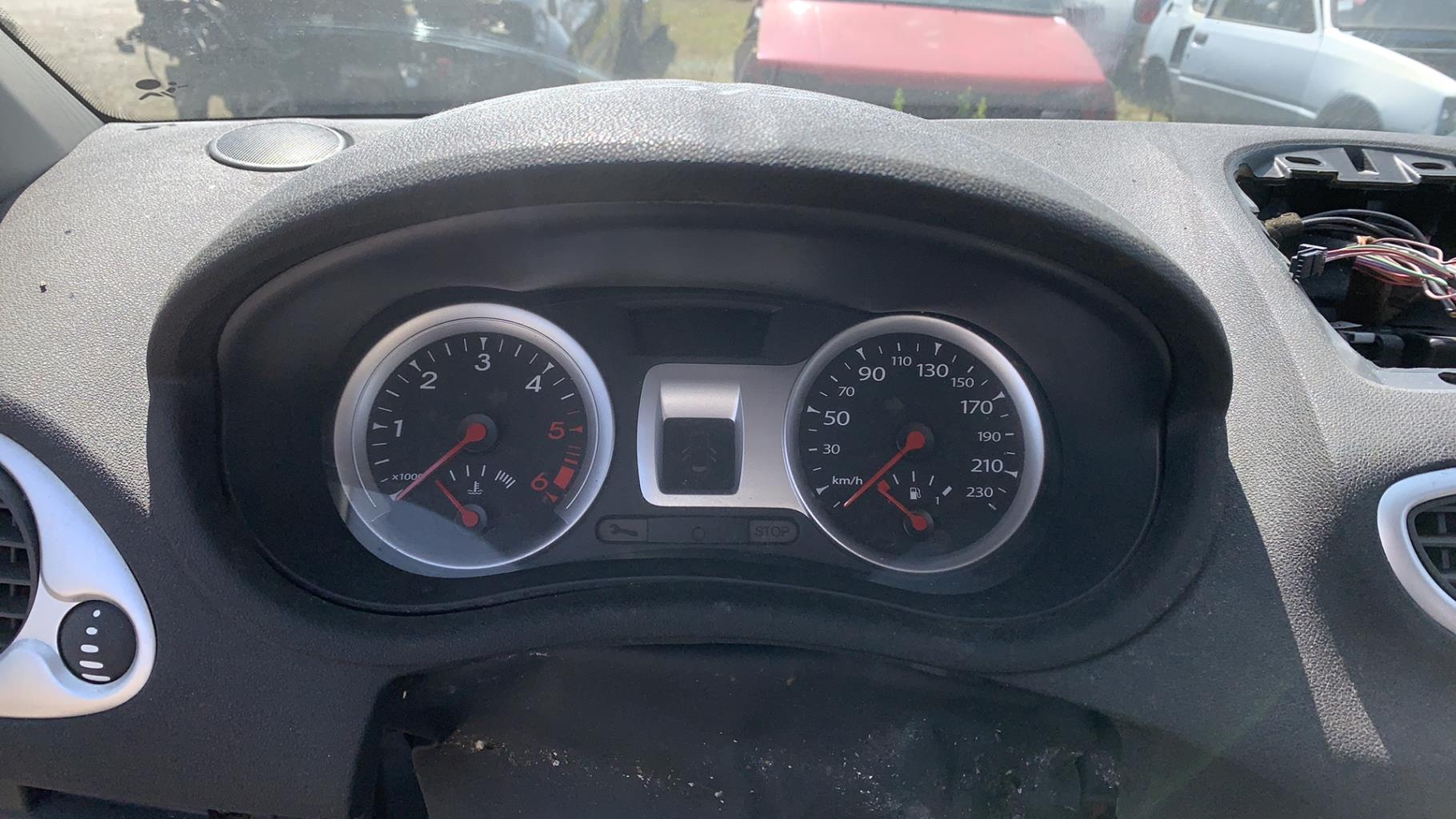 Compteur RENAULT CLIO 3 PHASE 2 BREAK Diesel - 1