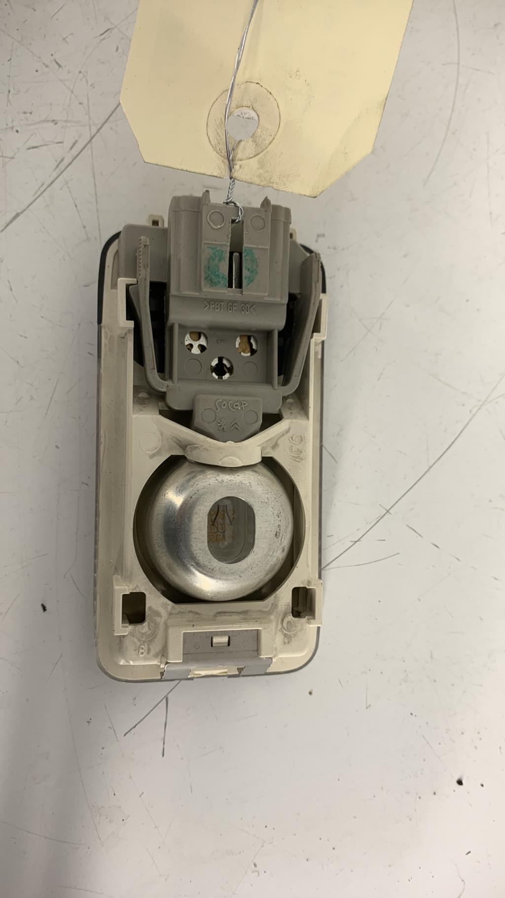 Eclairage de plafonnier PEUGEOT 206+ Diesel - 1