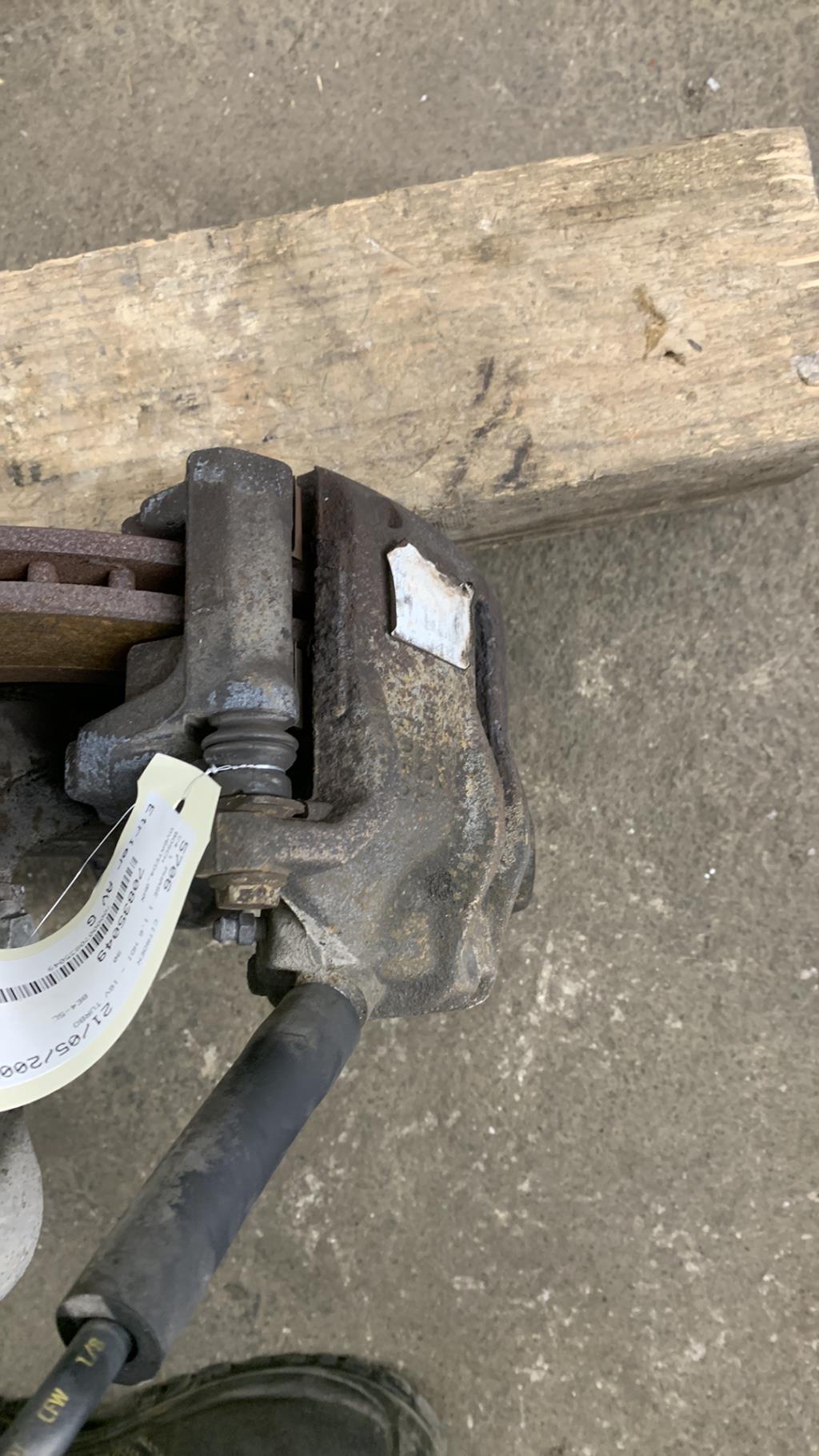 Etrier avant gauche (freinage) CITROEN C4 1 PHASE 1 Diesel - 1