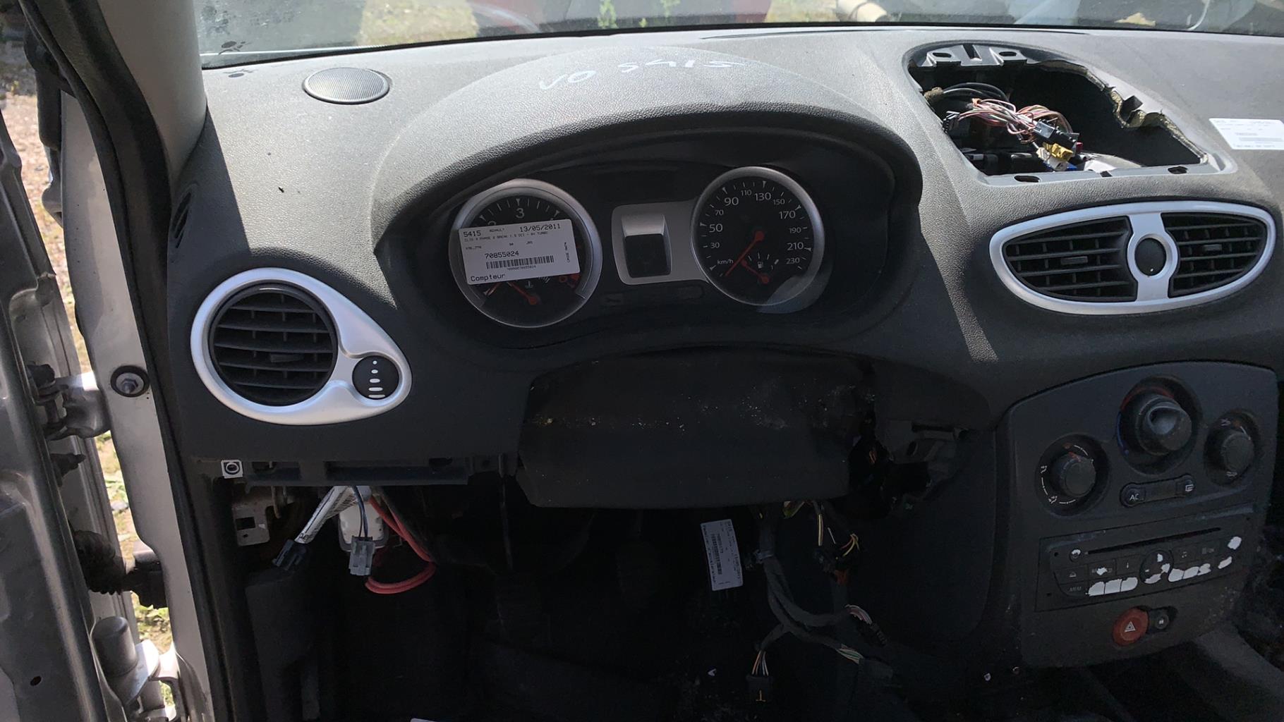 Tableau de bord RENAULT CLIO 3 PHASE 2 BREAK Diesel - 1