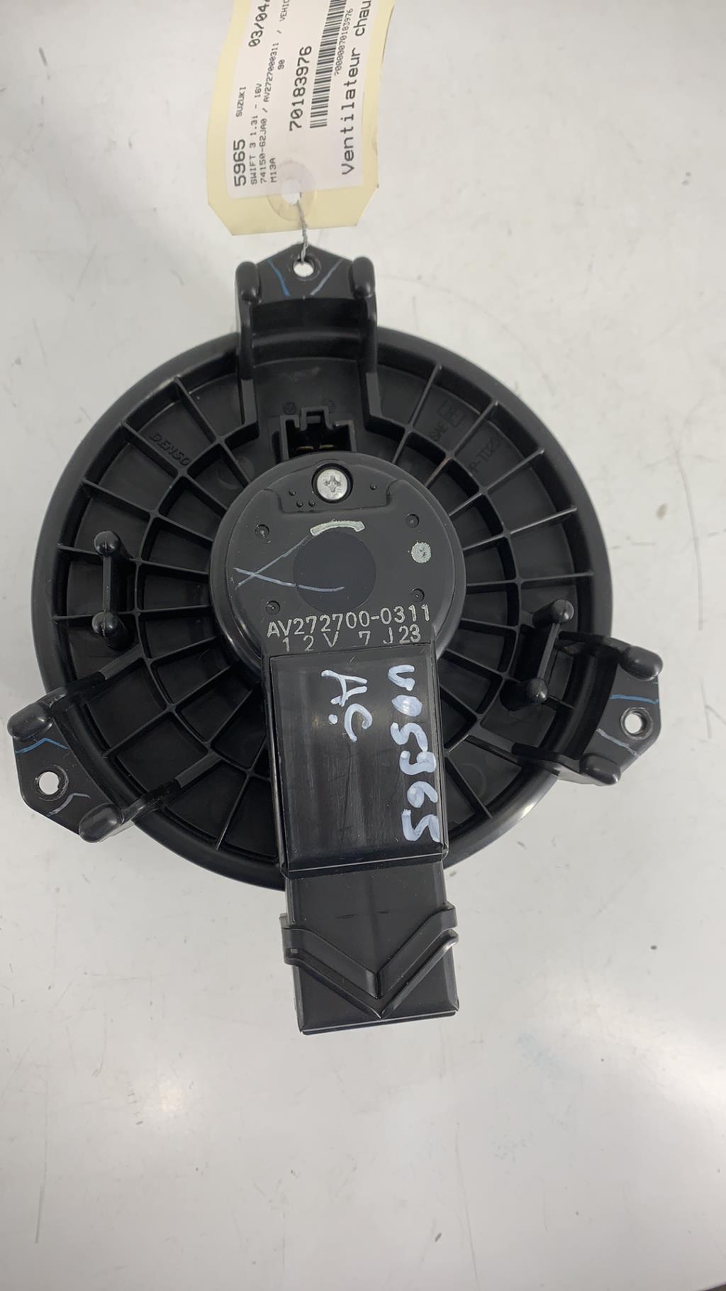Ventilateur chauffage SUZUKI SWIFT 3 Essence - 1