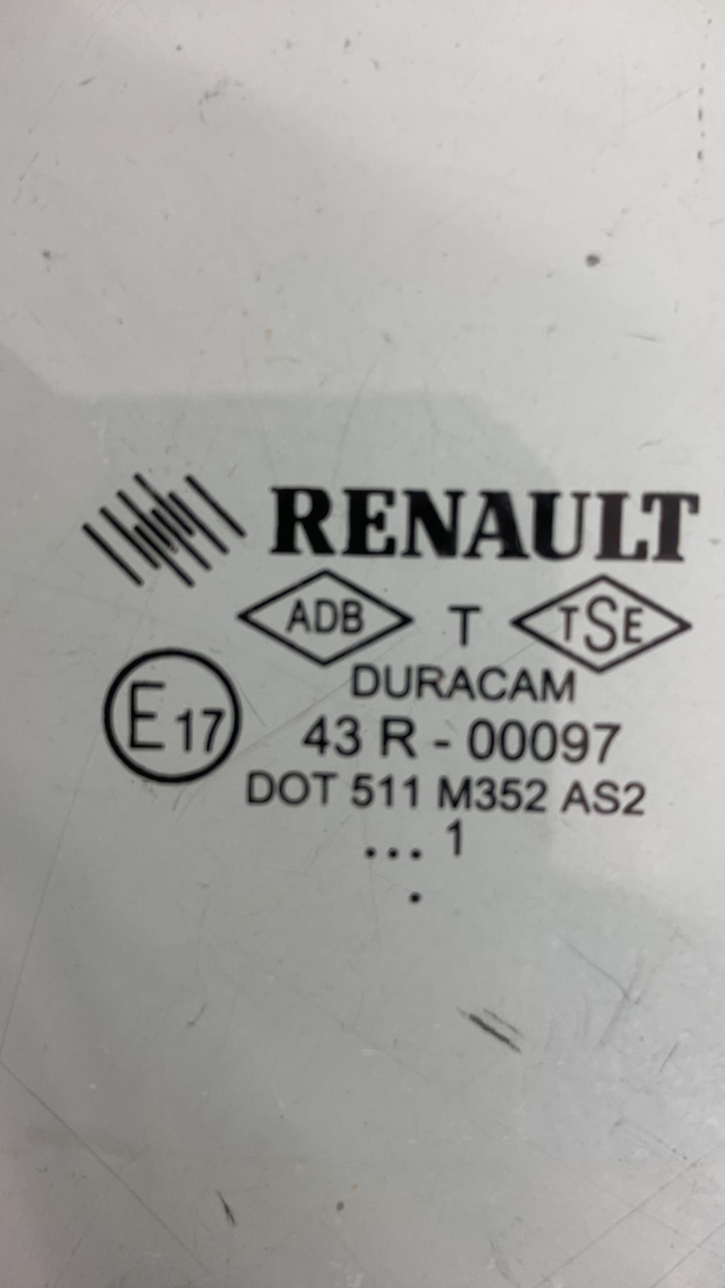 Vitre avant droit RENAULT CLIO 3 PHASE 2 BREAK Diesel - 1