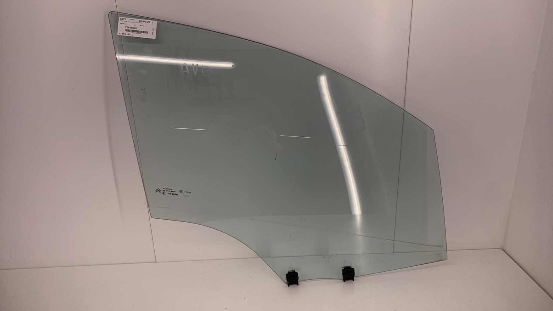 Vitre avant droit CITROEN C4 2 PHASE 1 Diesel - 1