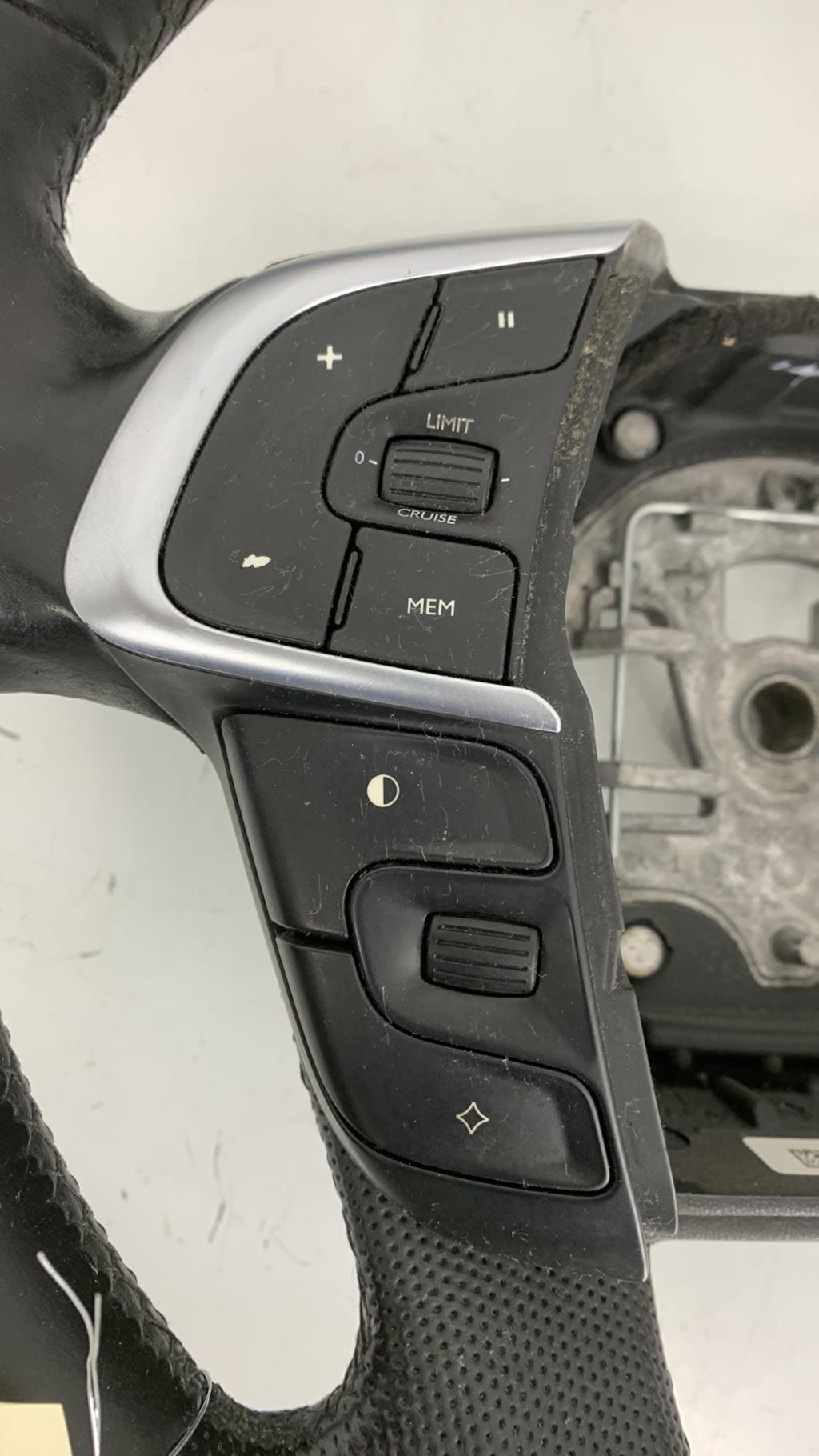 Volant CITROEN C4 2 PHASE 1 Diesel - 1