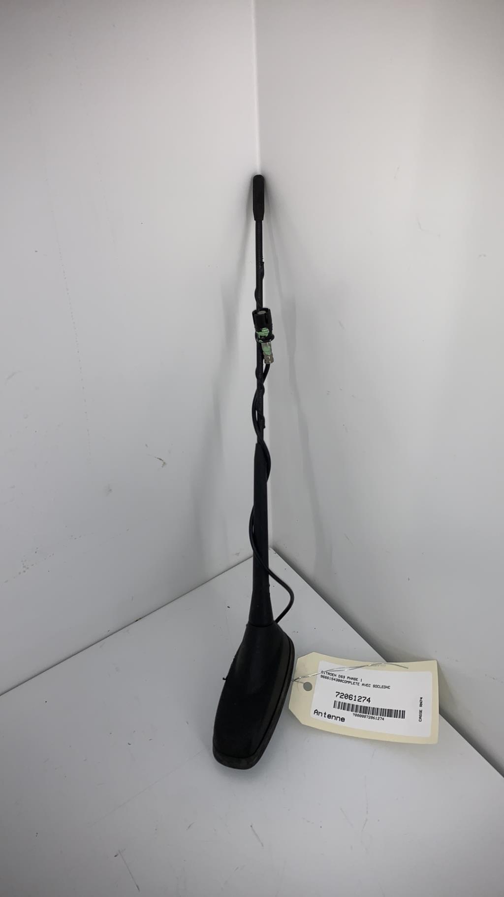 Antenne CITROEN DS3 PHASE 1  - 1