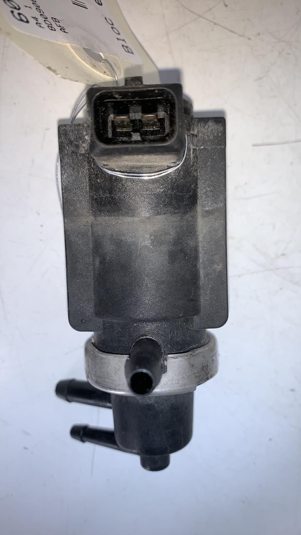 Bloc electrovannes AUDI A4 1 PHASE 1 Diesel - 1