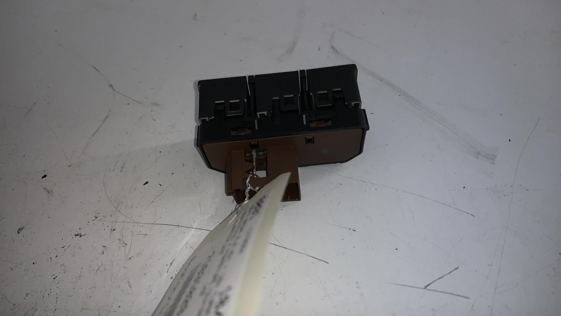 Bouton/Interrupteur CITROEN C5 2 BREAK Diesel - 1