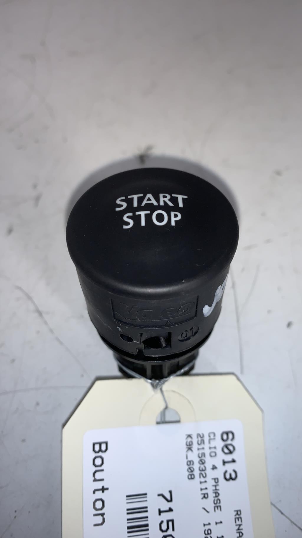 Bouton de demarrage RENAULT CLIO 4 PHASE 1 Diesel - 1
