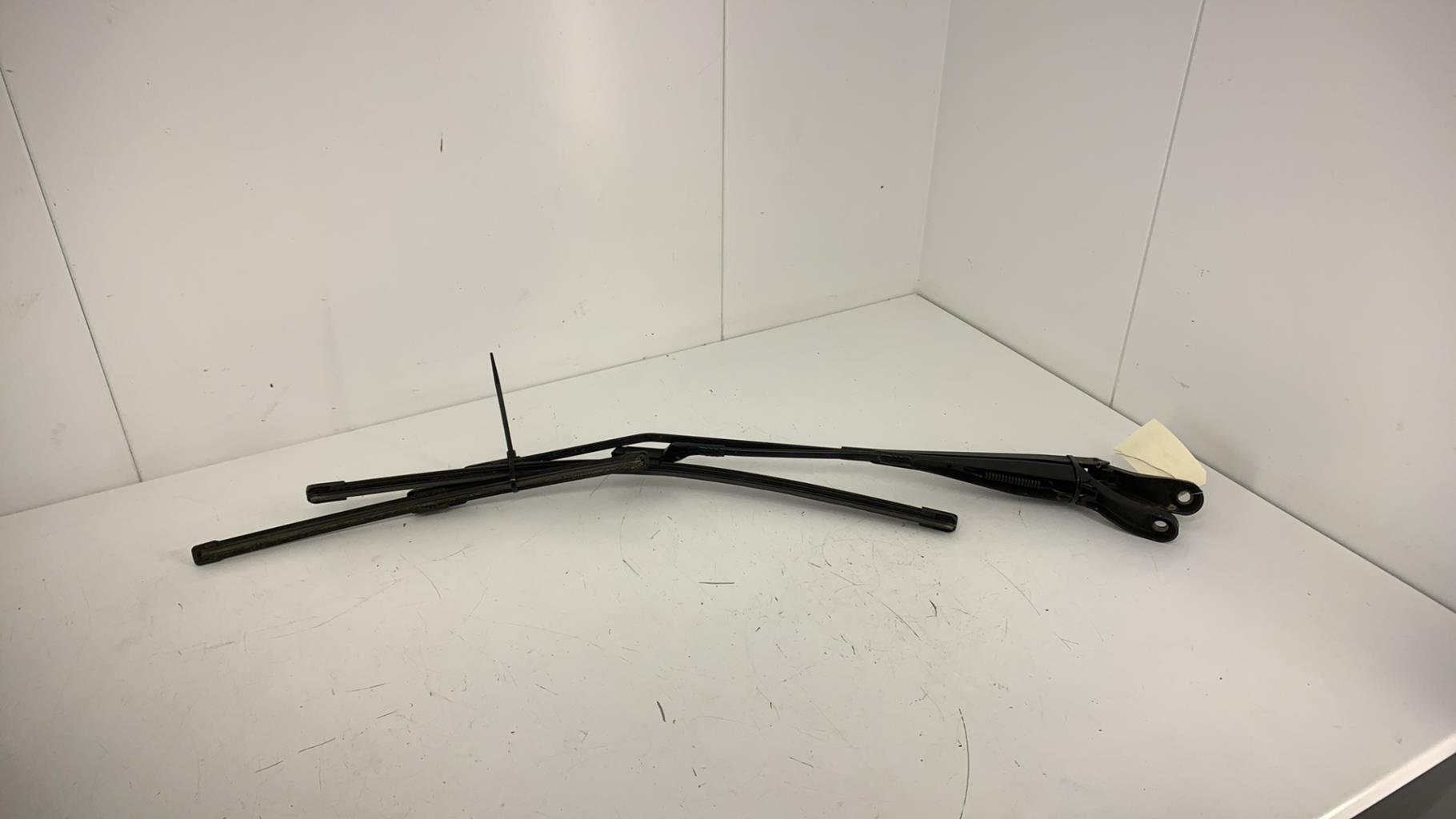 Bras essuie glace avant RENAULT TWINGO 2 PHASE 2 Diesel - 1