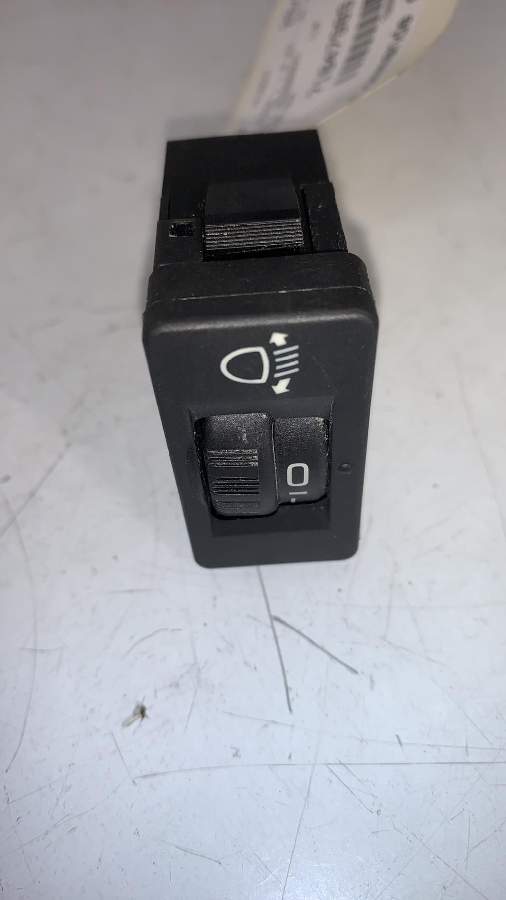 Commande de reglage hauteur de phare PEUGEOT 3008 1 PHASE 1 Diesel - 1
