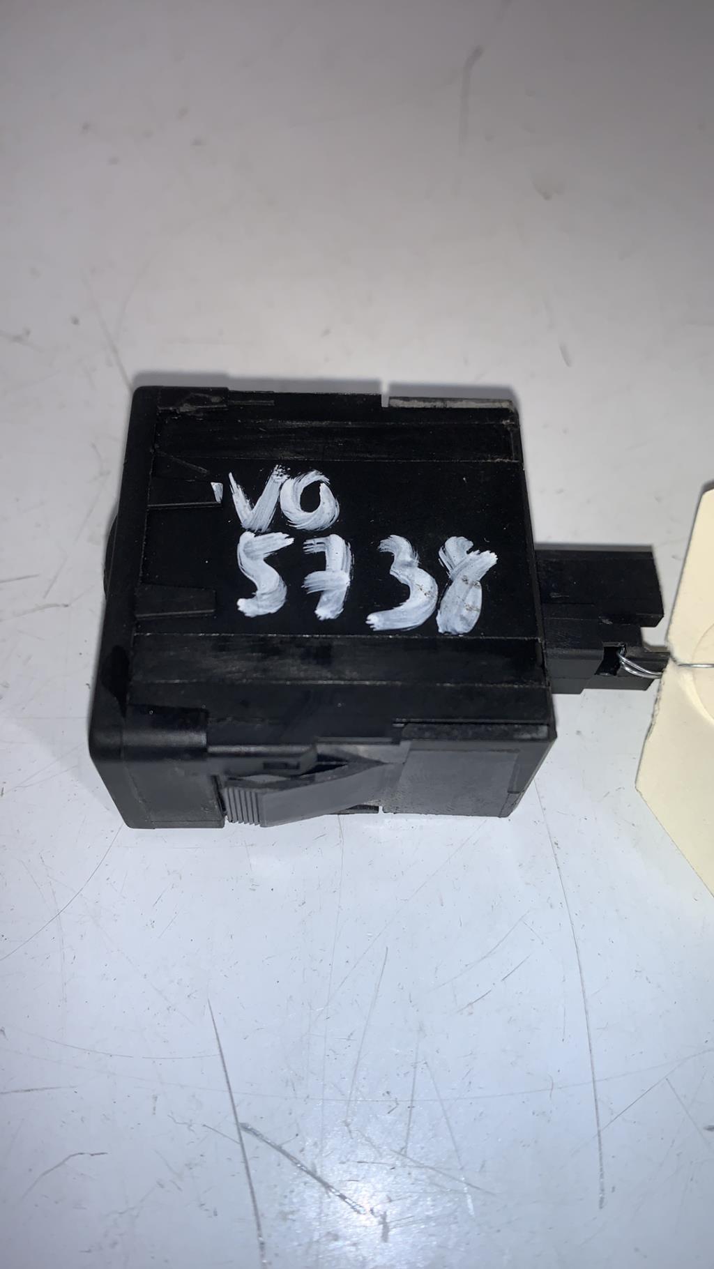 Commande de reglage hauteur de phare PEUGEOT 207 PHASE 2 Diesel - 1