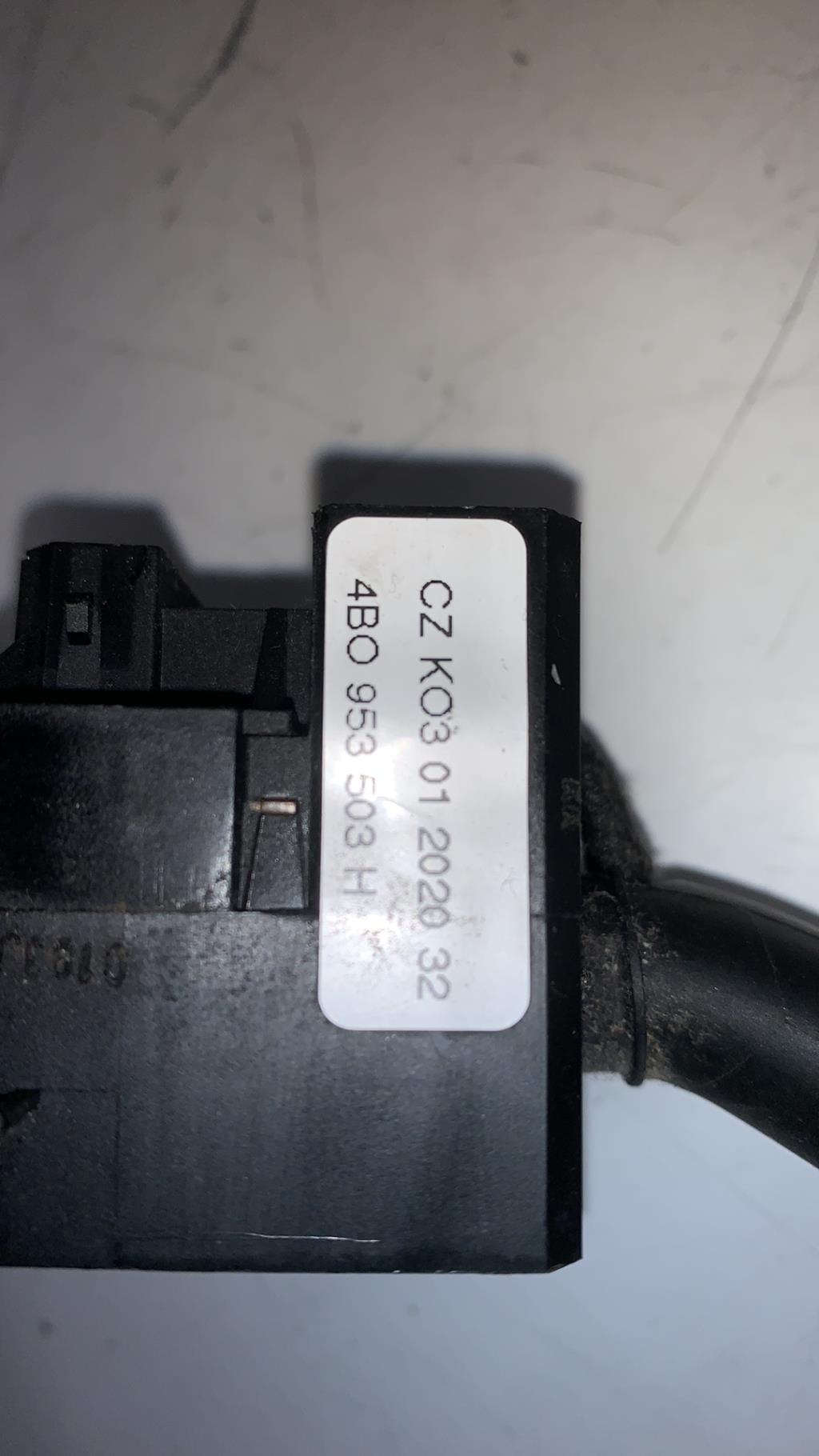 Commodo d'essuie glaces AUDI A6 2 AVANT PHASE 2 BREAK Diesel - 1