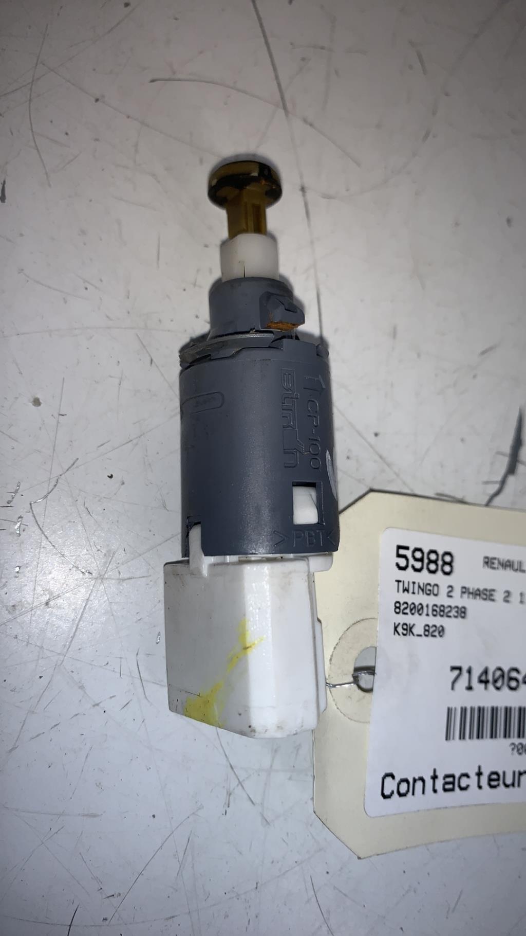 Contacteur feu stop RENAULT TWINGO 2 PHASE 2 Diesel - 1