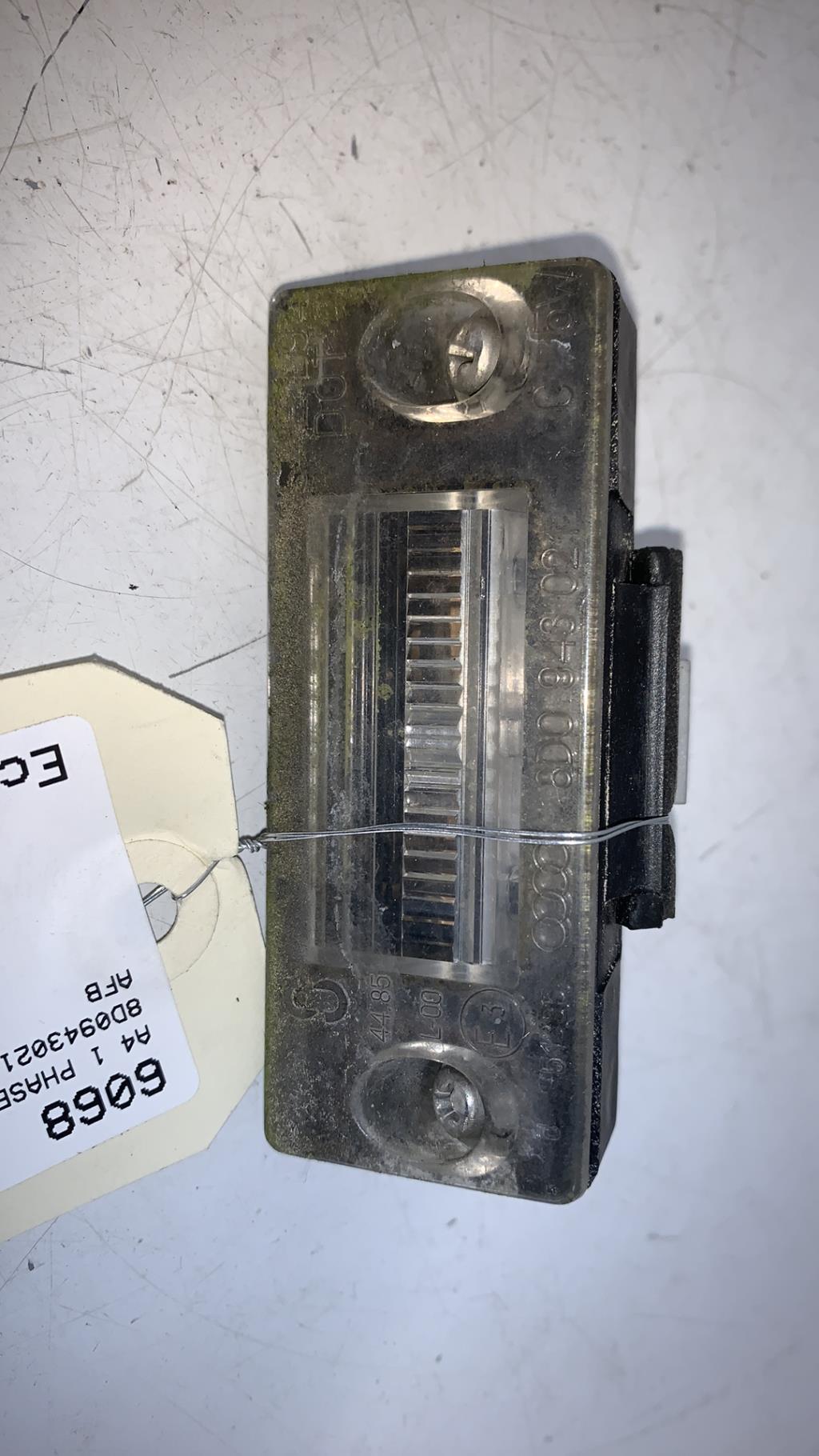 Eclairage de plaque AUDI A4 1 PHASE 1 Diesel - 1