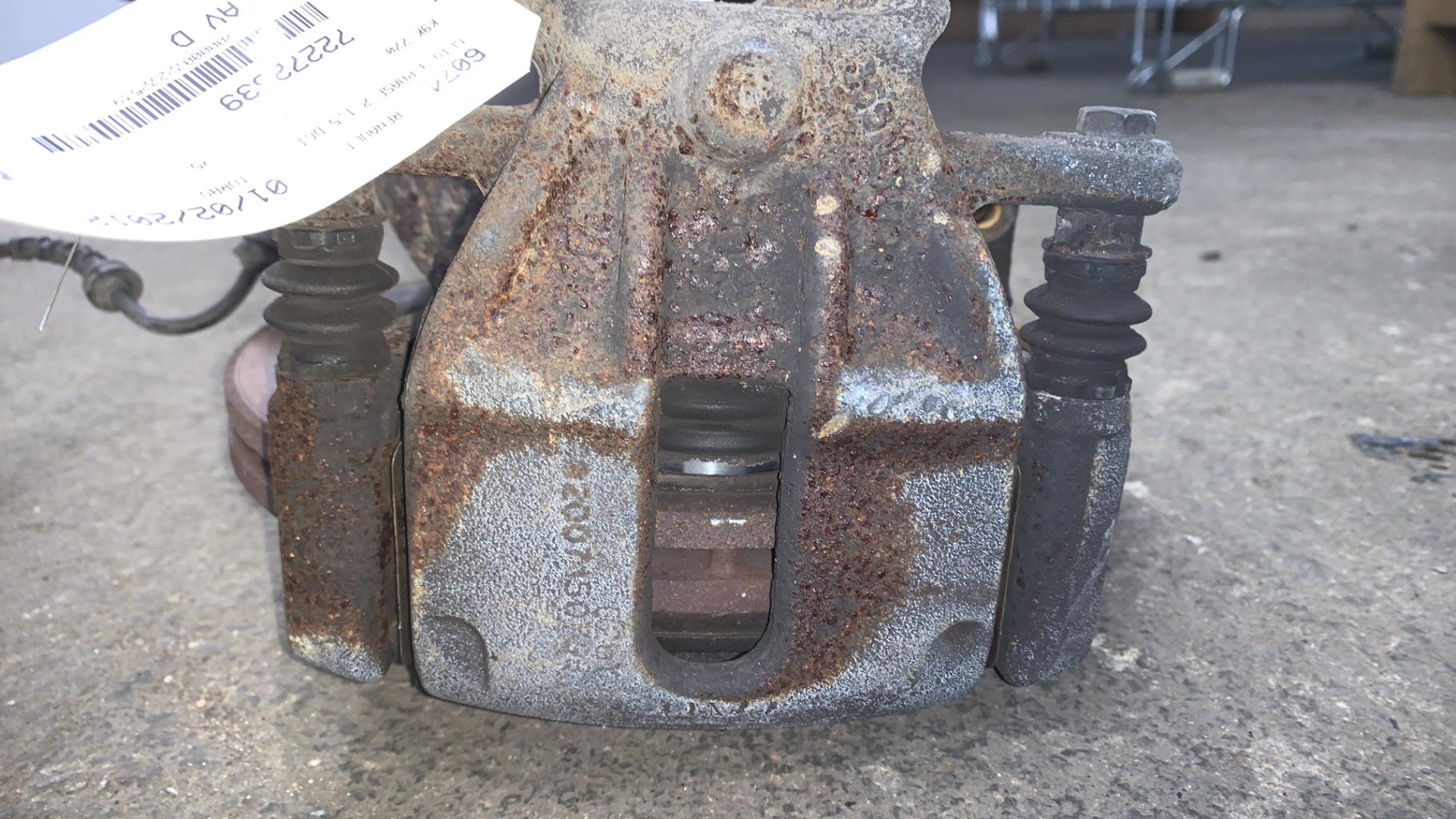 Etrier avant droit (freinage) RENAULT CLIO 3 PHASE 2 Diesel - 1