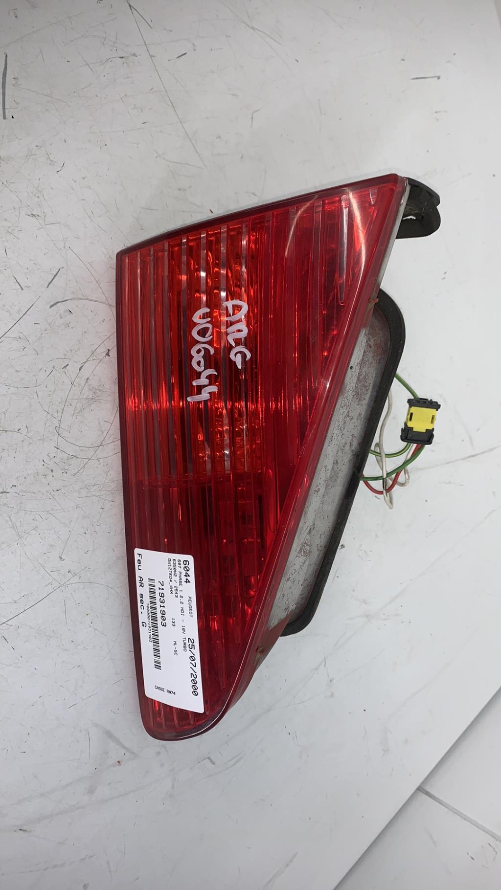 Feu arriere secondaire gauche (feux) PEUGEOT 607 PHASE 1 Diesel - 1