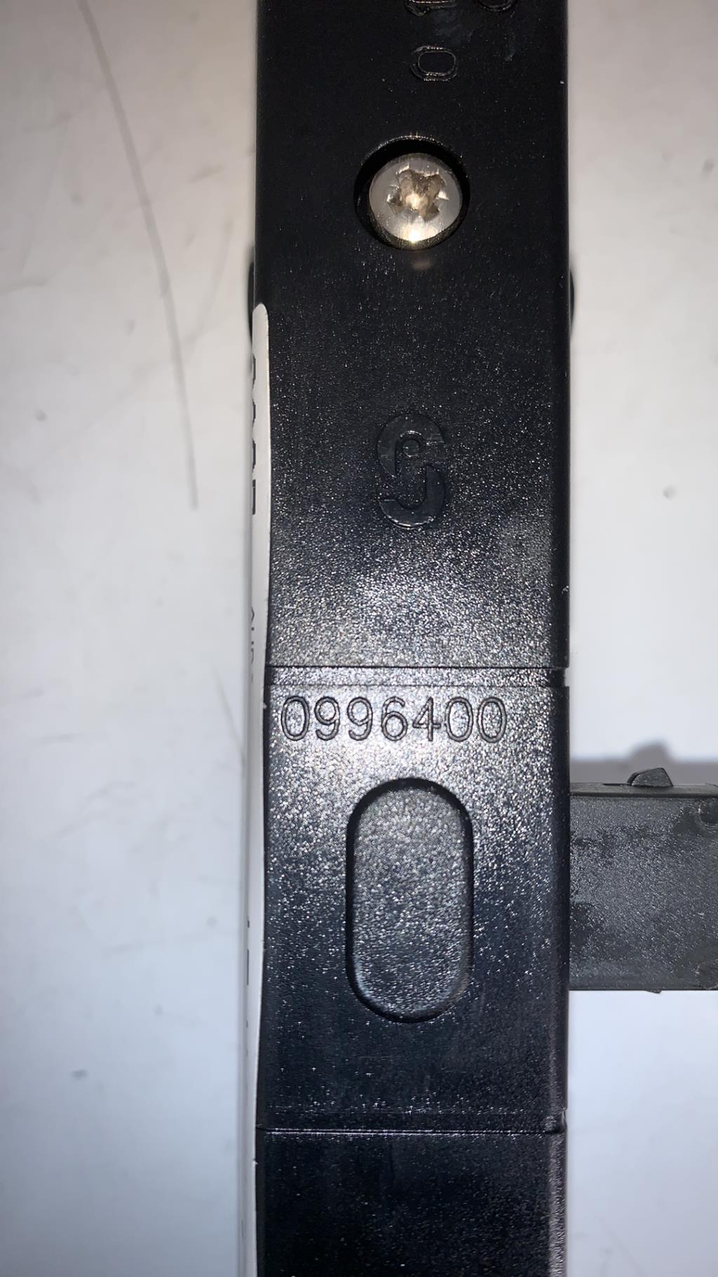 Feu arriere stop central AUDI A4 1 PHASE 1 Diesel - 1