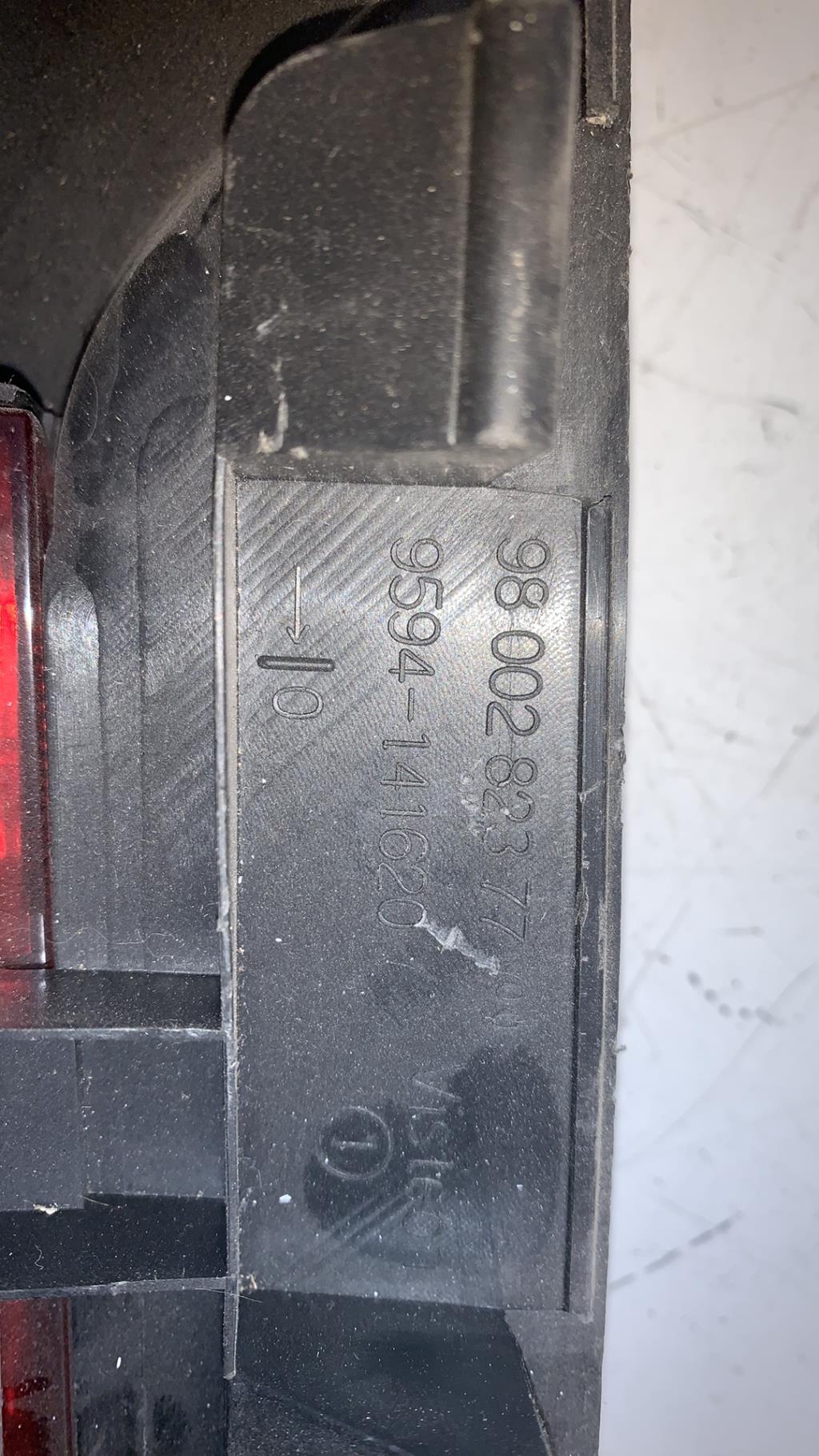 Feu arriere stop central CITROEN C-ELYSEE PHASE 1  - 1