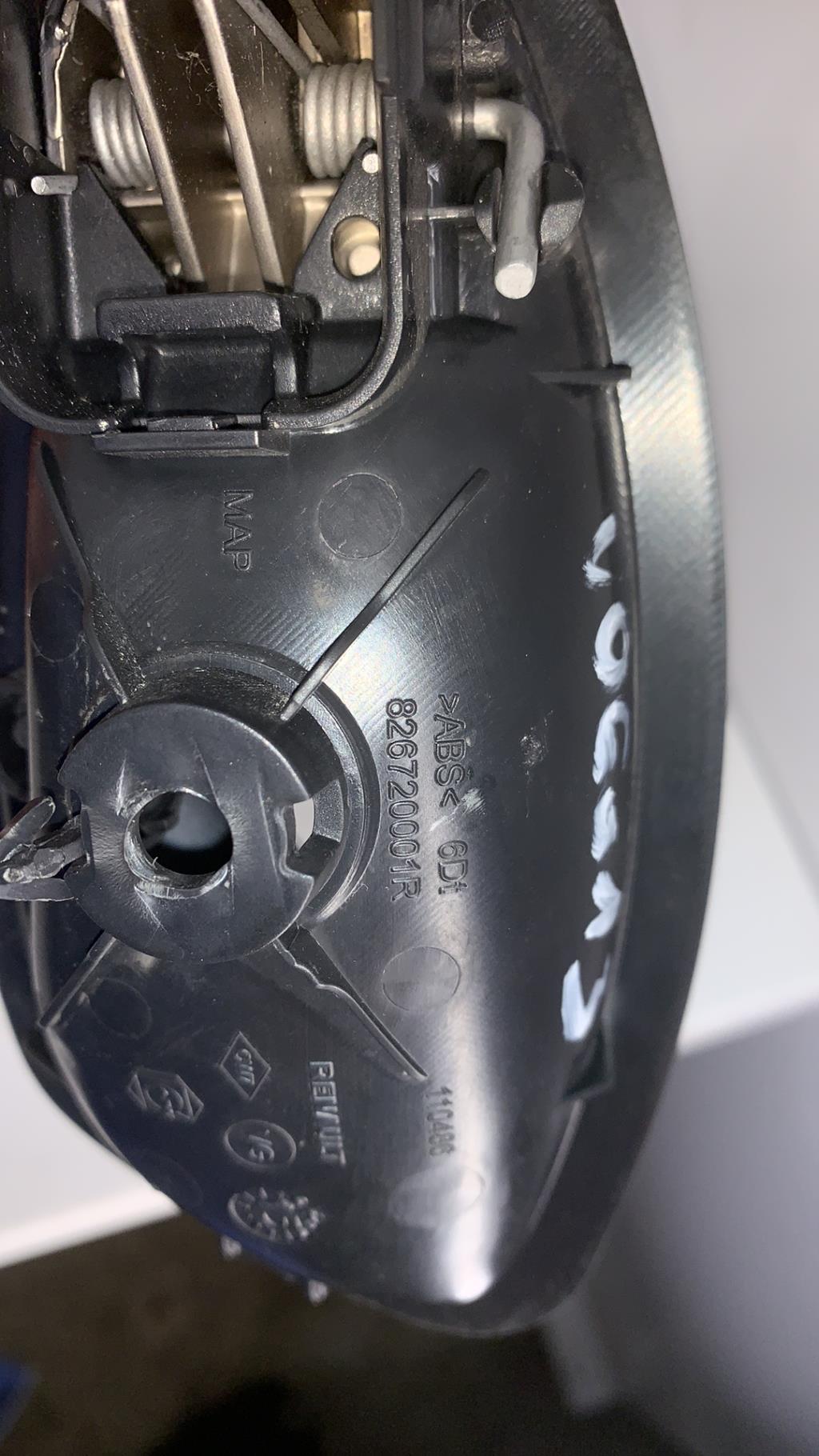 Poignee interieur arriere droit RENAULT CLIO 4 PHASE 1 Diesel - 1