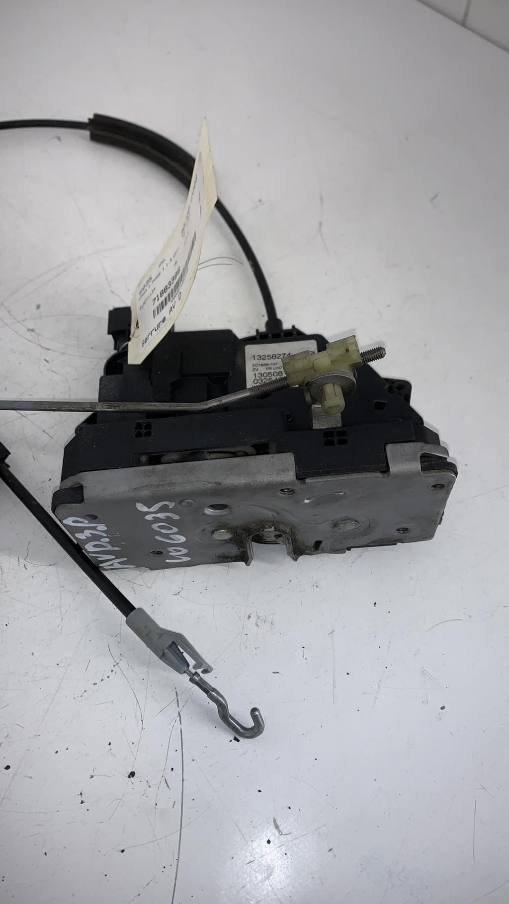 Serrure avant droit OPEL CORSA D PHASE 1 Diesel - 1