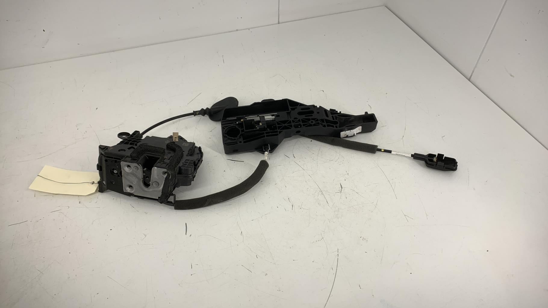 Serrure avant droit RENAULT CLIO 4 PHASE 1 Diesel - 1