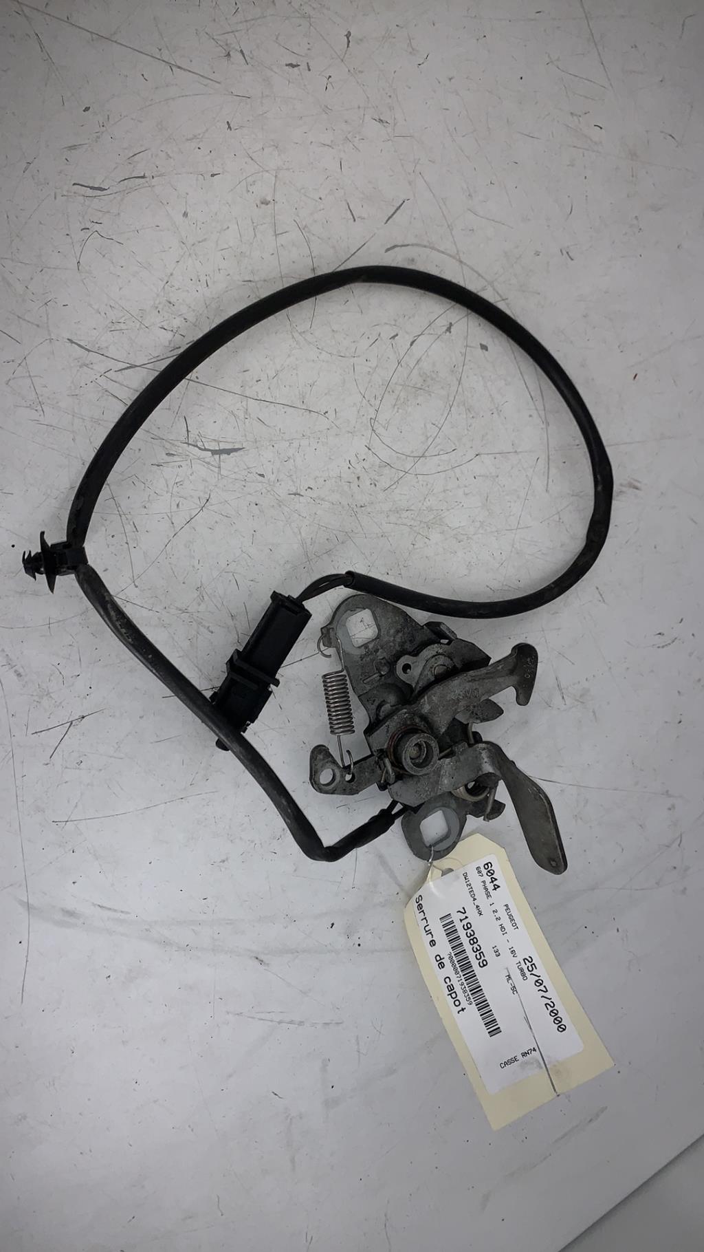 Serrure de capot PEUGEOT 607 PHASE 1 Diesel - 1