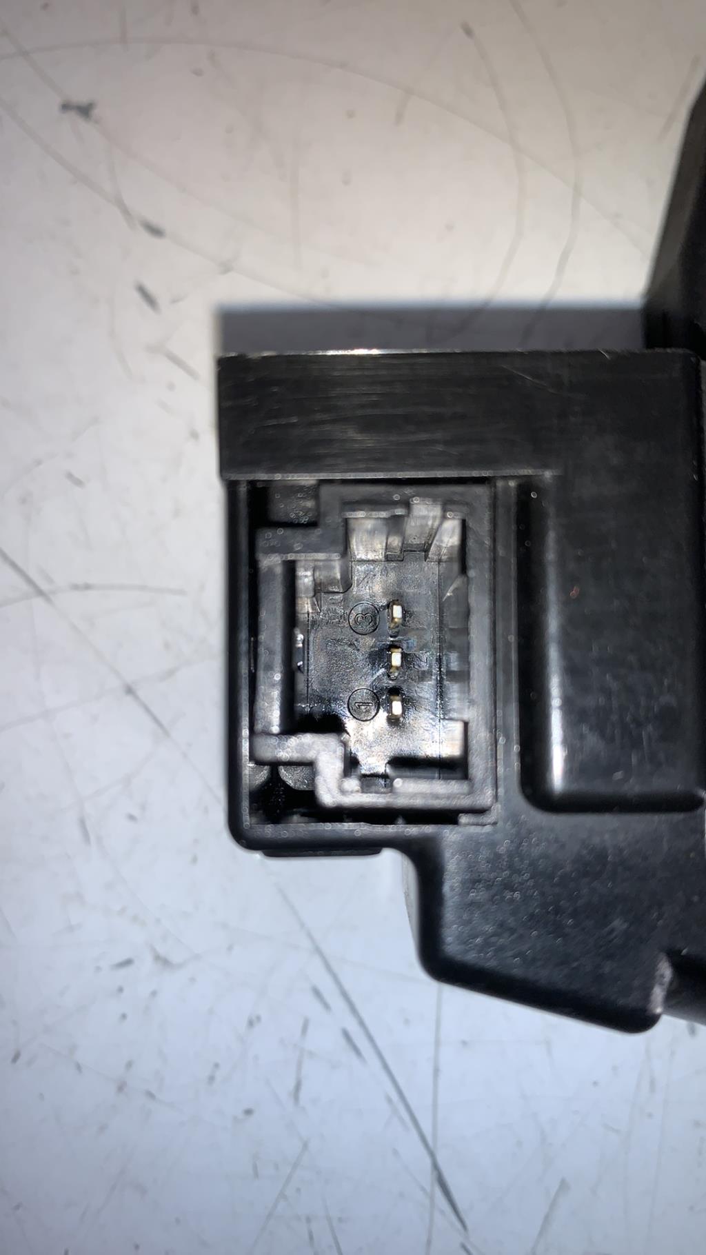 Serrure de hayon PEUGEOT 207 PHASE 2 Diesel - 1