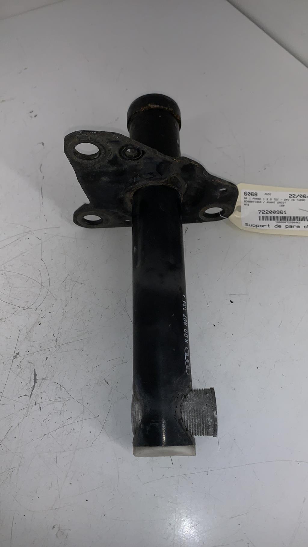 Support de pare chocs avant AUDI A4 1 PHASE 1 Diesel - 1