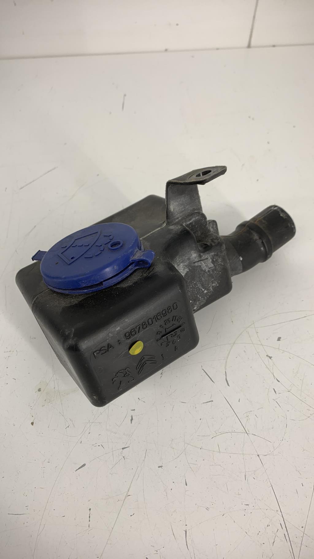 Vase de lave glace PEUGEOT 308 2  - 1