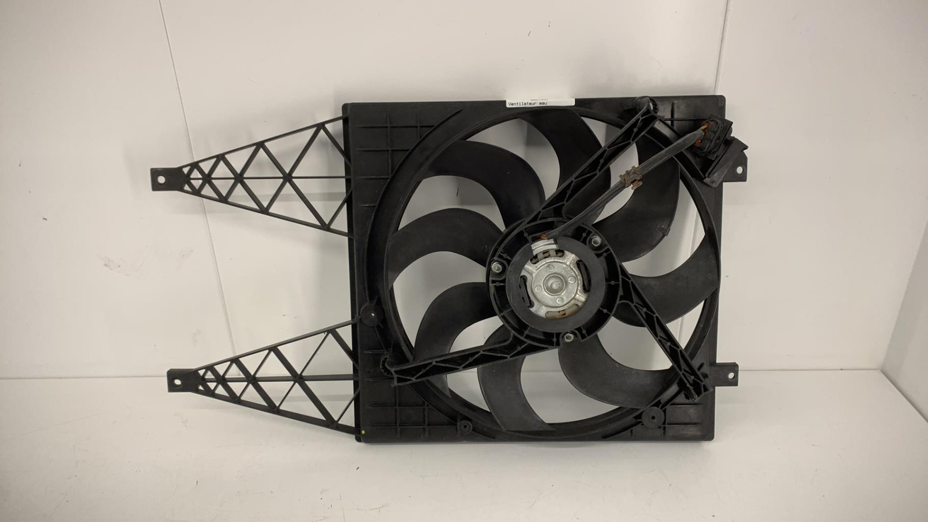 Ventilateur eau VOLKSWAGEN POLO 4 PHASE 1 Essence - 1