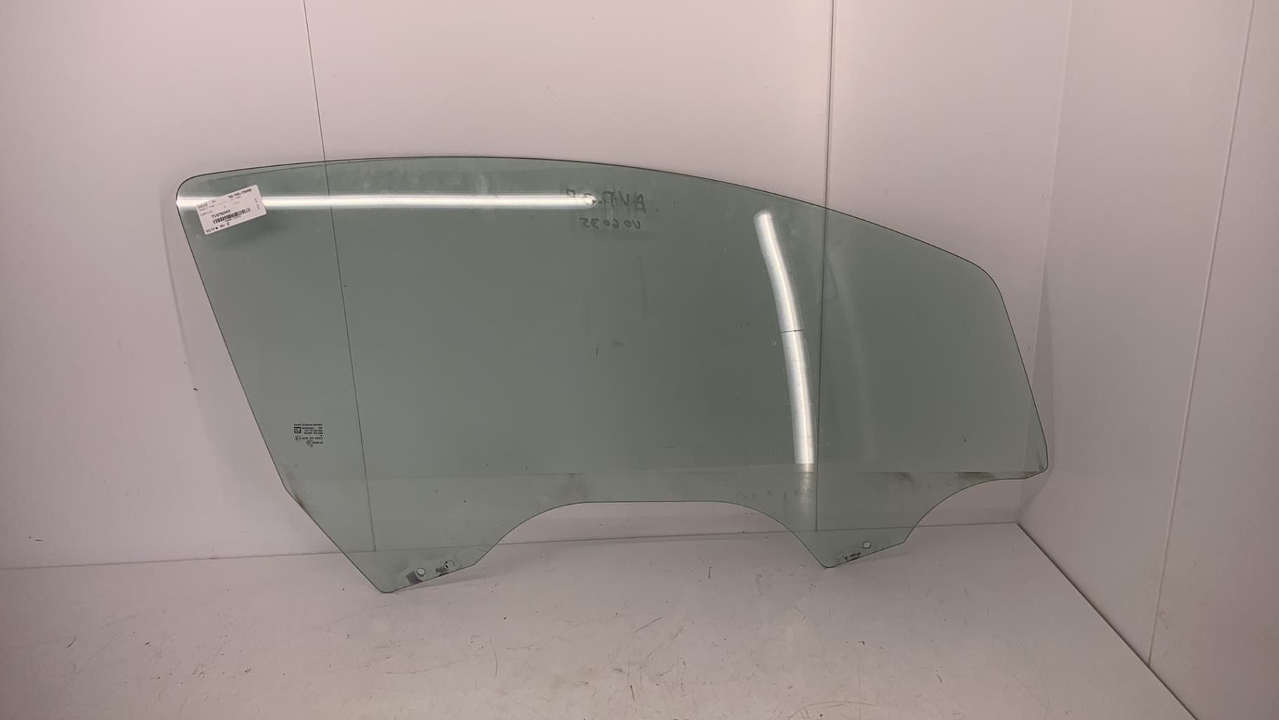 Vitre avant droit OPEL CORSA D PHASE 1 Diesel - 1