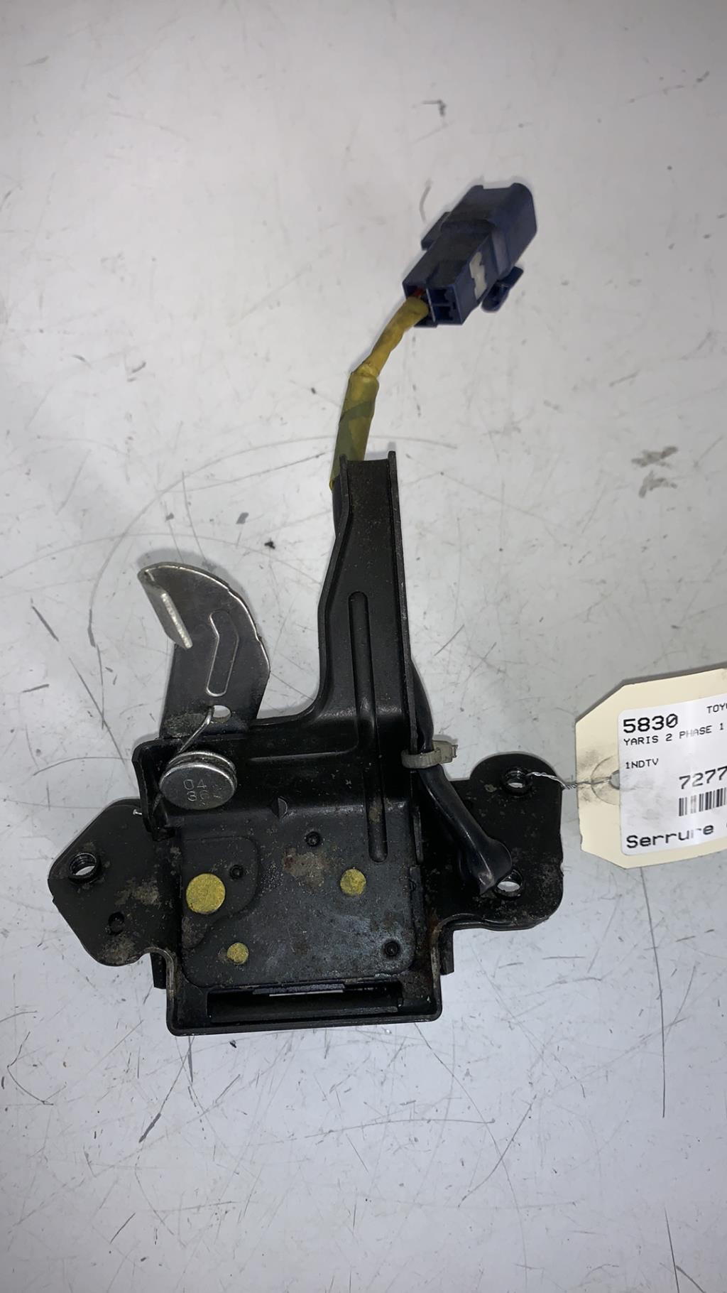 Serrure de hayon TOYOTA YARIS 2 PHASE 1 Diesel - 1