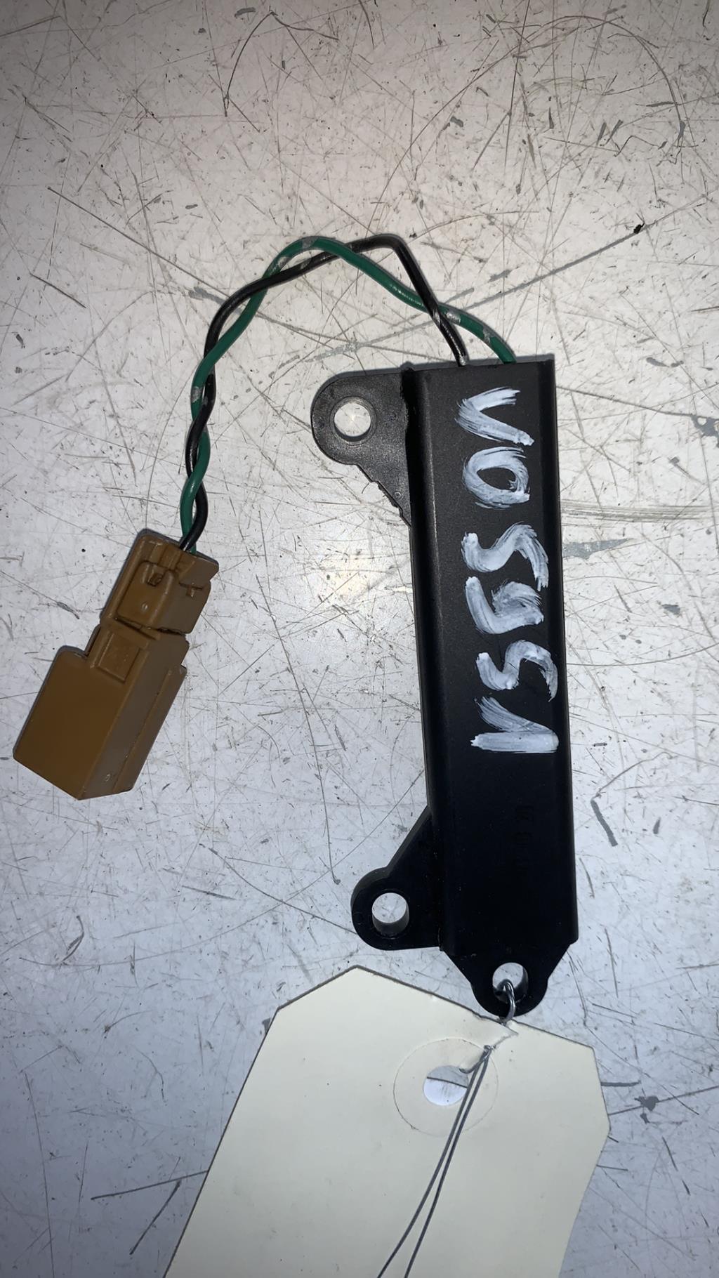 Antenne NISSAN MICRA 3 PHASE 1 Essence - 1
