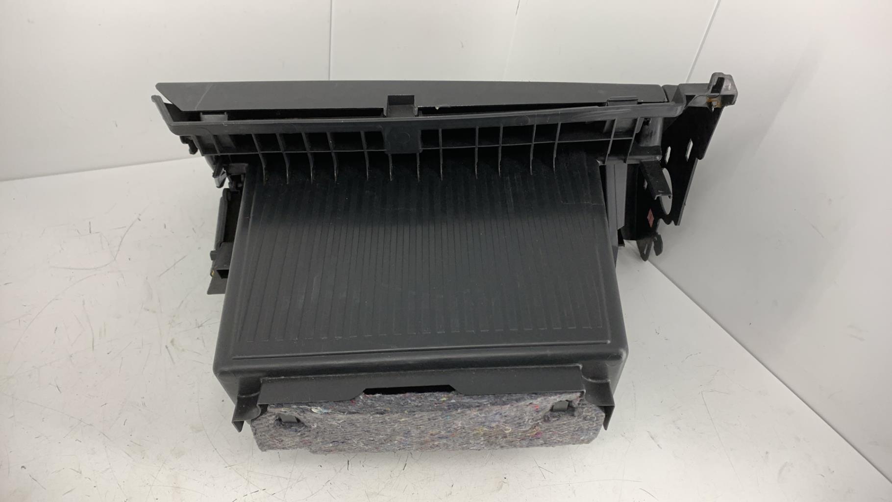 Boite a gants RENAULT SCENIC 3 PHASE 3 Diesel - 1