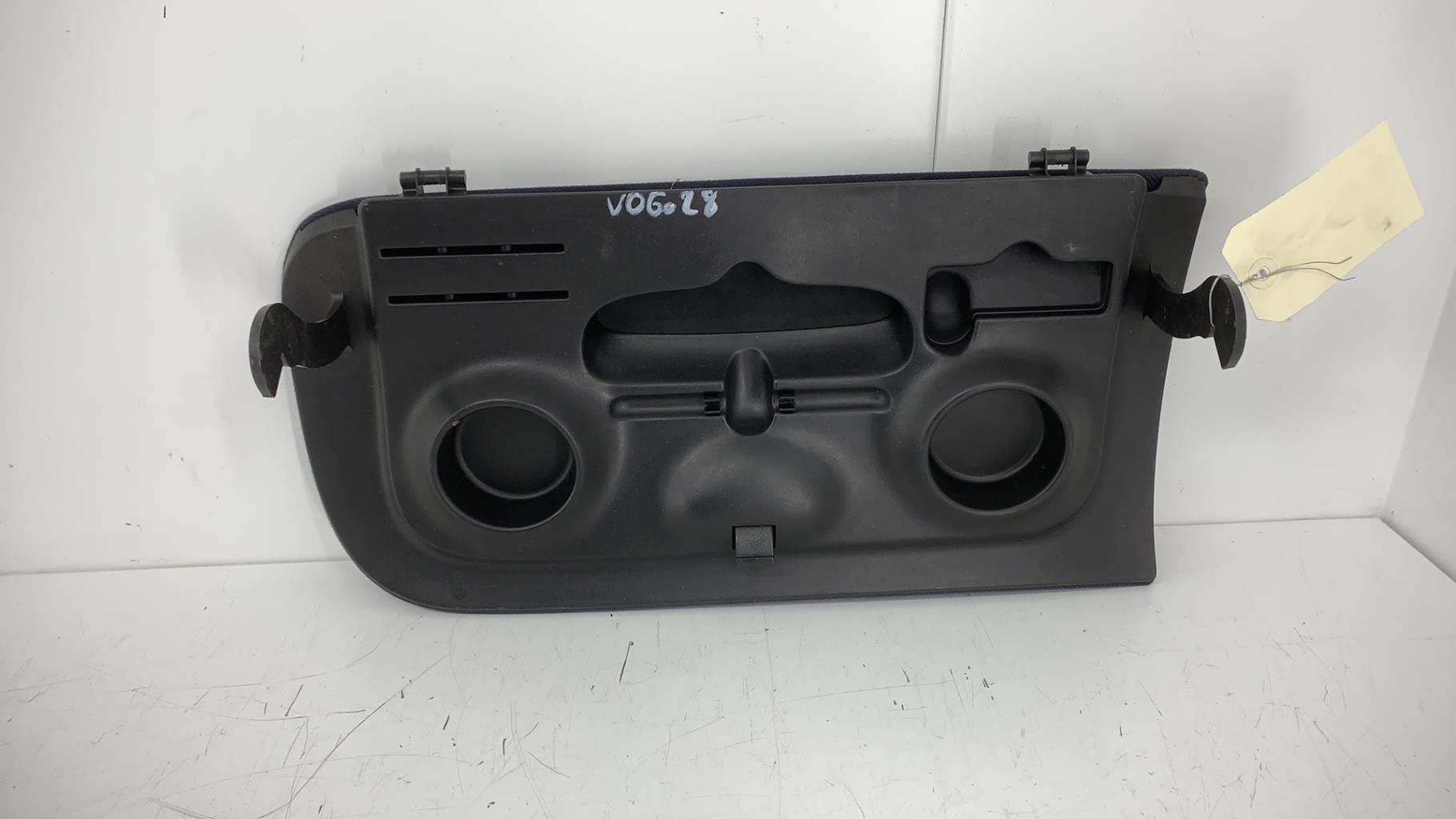 Boite a gants PEUGEOT 206 PHASE 1 Essence - 1