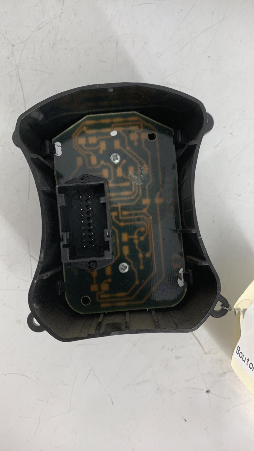 Bouton de warning FIAT DOBLO 1 PHASE 2 Diesel - 1