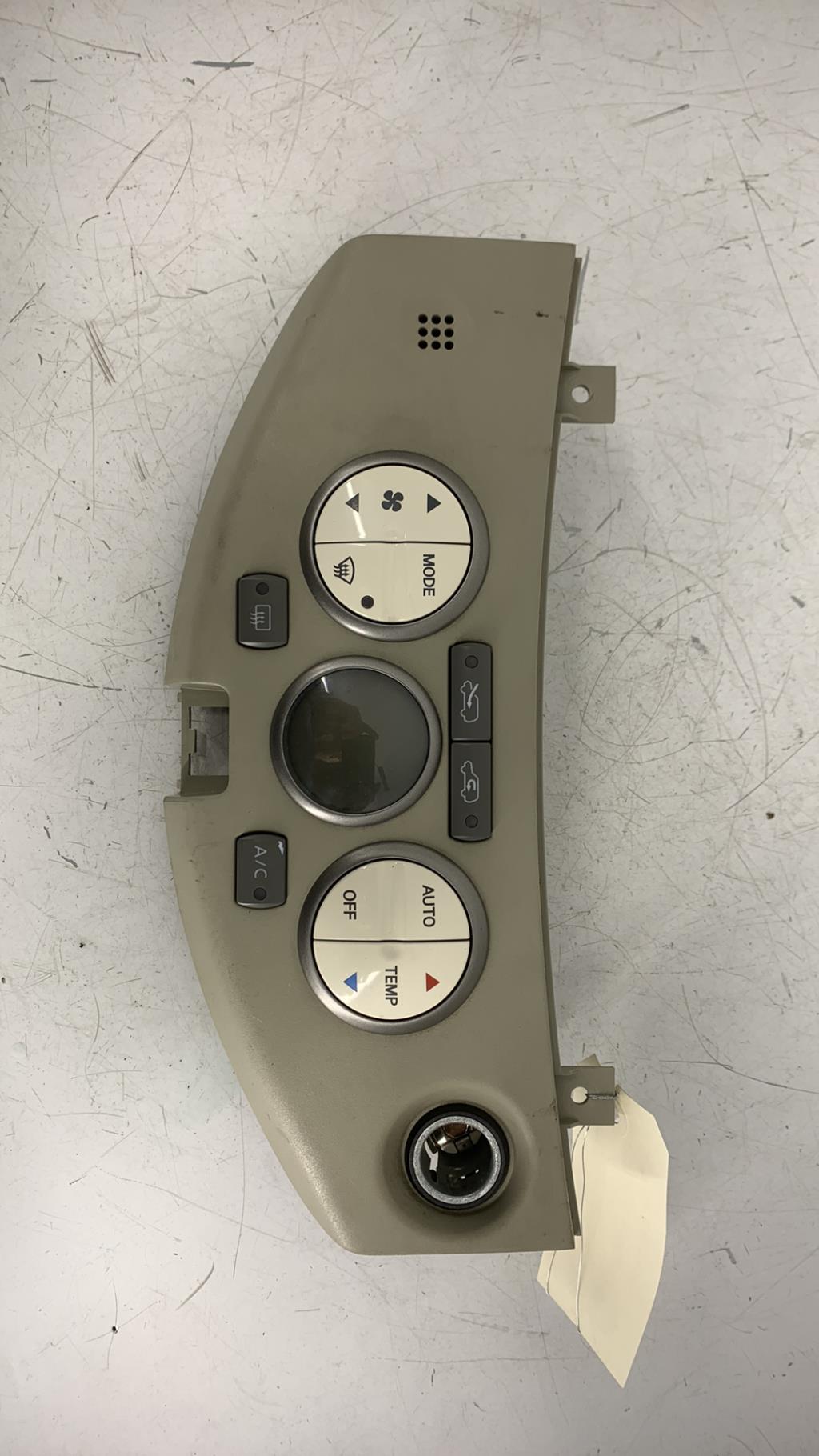 Commande chauffage NISSAN MICRA 3 PHASE 1 Essence - 1