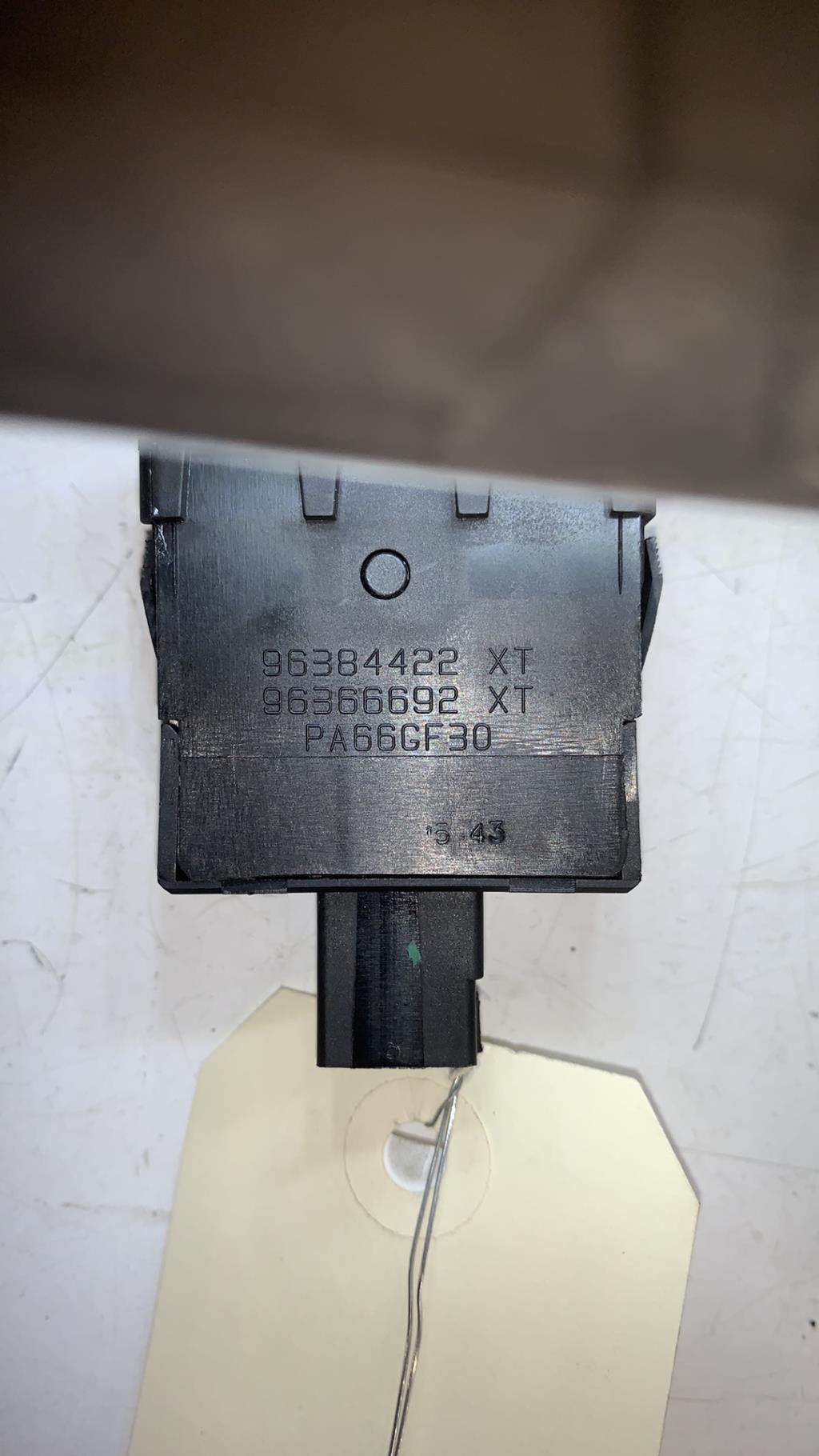 Commande de reglage hauteur de phare PEUGEOT 207 PHASE 1 Diesel - 1