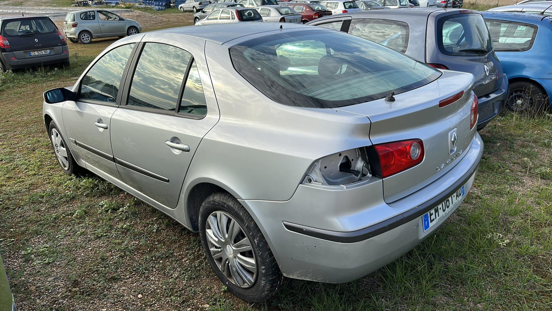 Moteur RENAULT LAGUNA 2 PHASE 2 Essence - 1