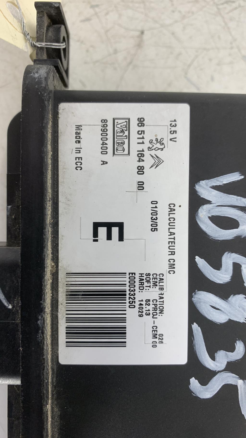 Calculateur CITROEN C4 1 PHASE 1 Diesel - 1