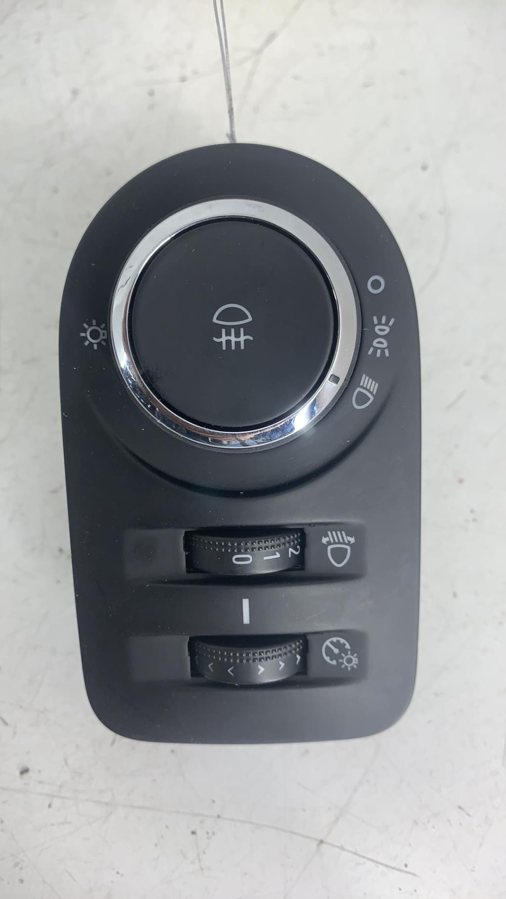 Commande de phare OPEL CORSA D PHASE 2 Diesel - 1