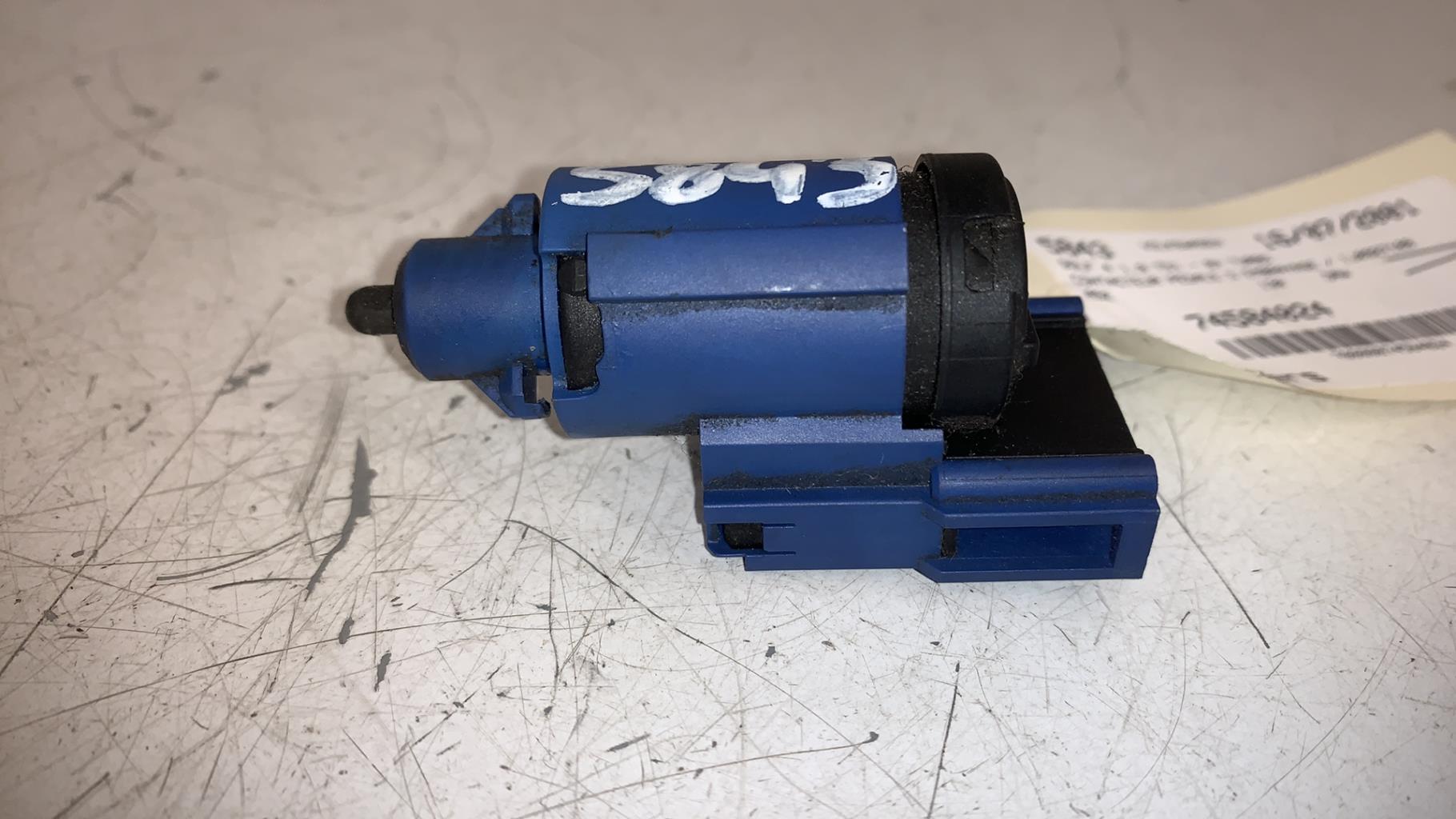 Divers VOLKSWAGEN GOLF 4 Diesel - 1