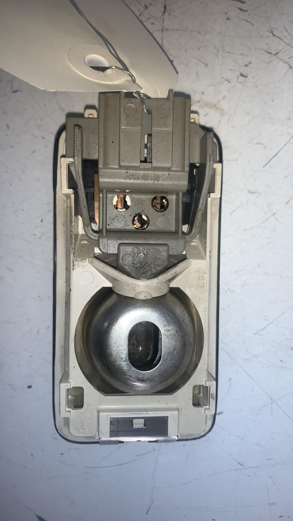 Eclairage de plafonnier PEUGEOT 406 COUPE Diesel - 1