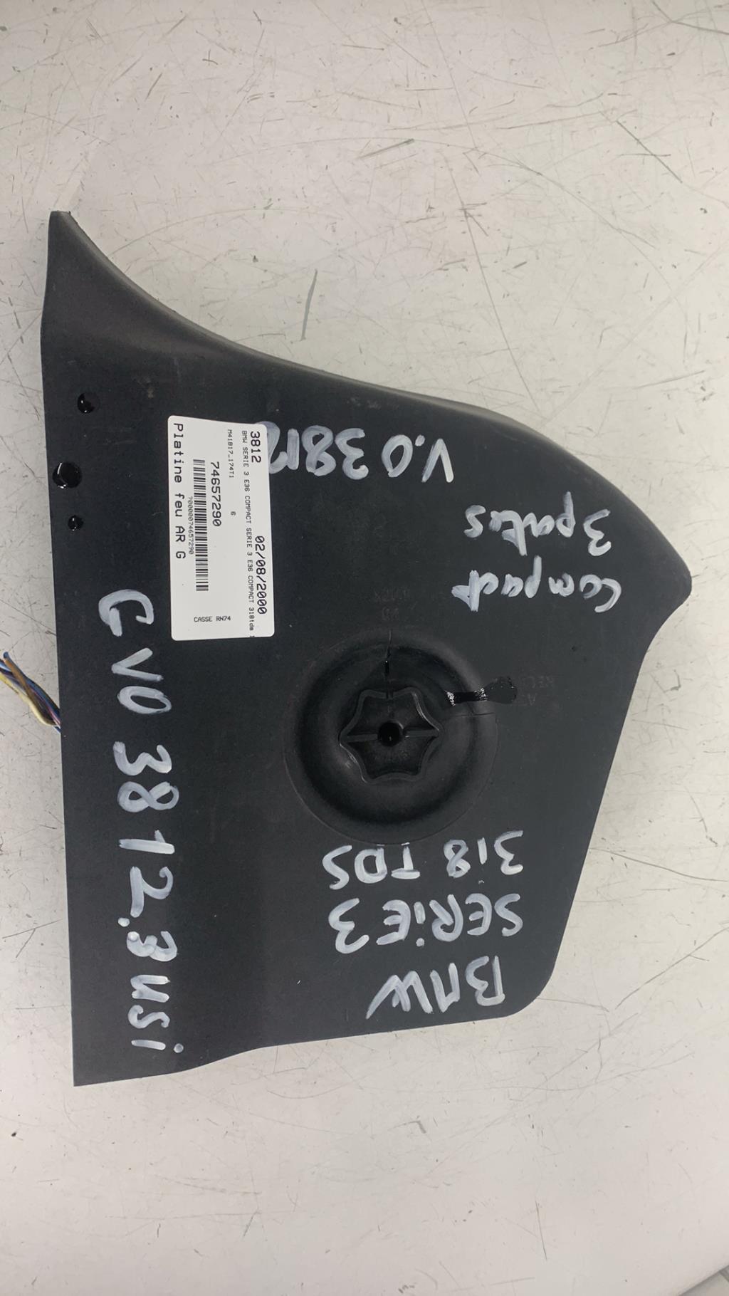 Platine feu arriere gauche BMW SERIE 3 E36 COMPACT Diesel - 1