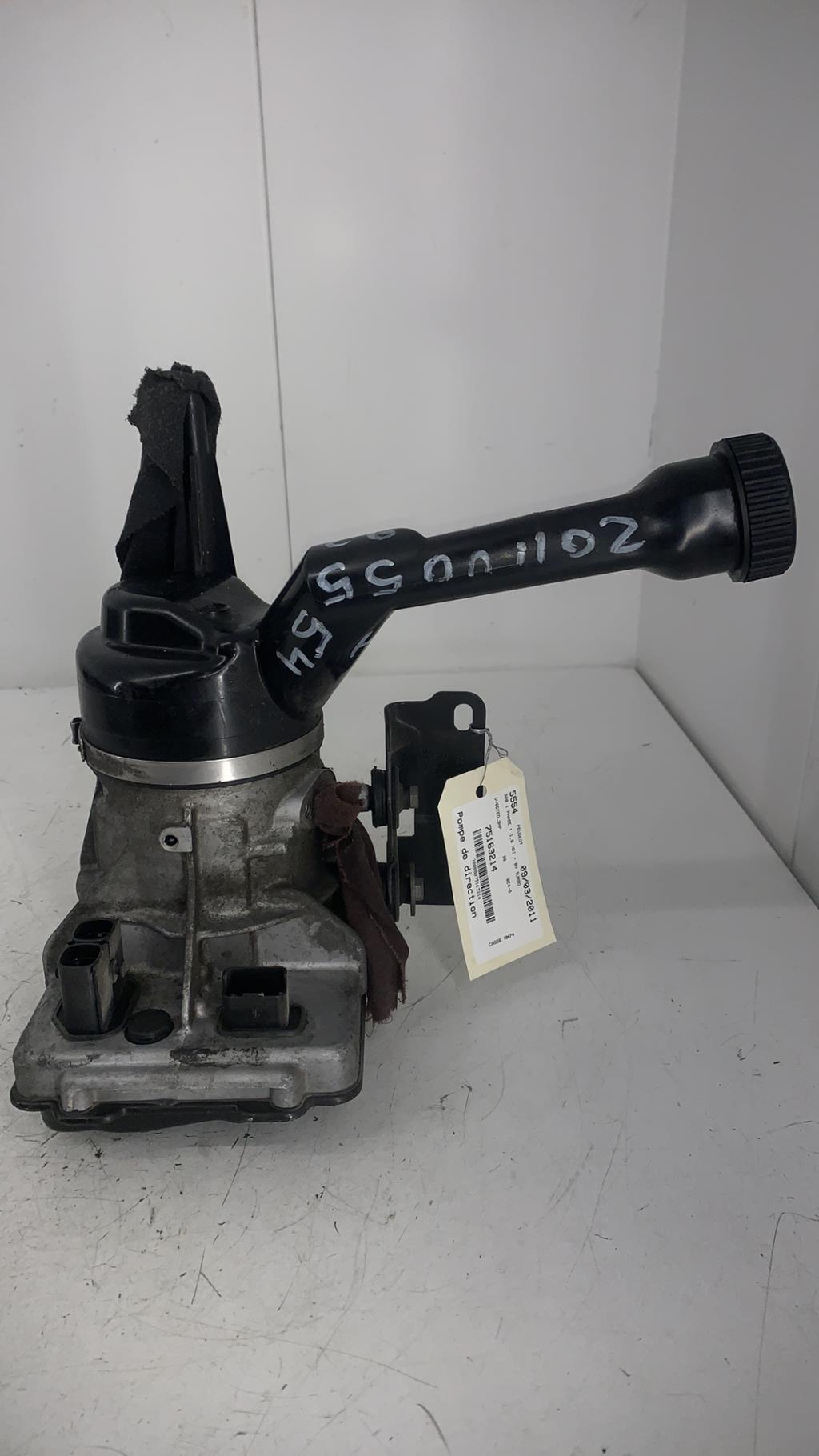 Pompe de direction PEUGEOT 308 1 PHASE 1 Diesel - 1