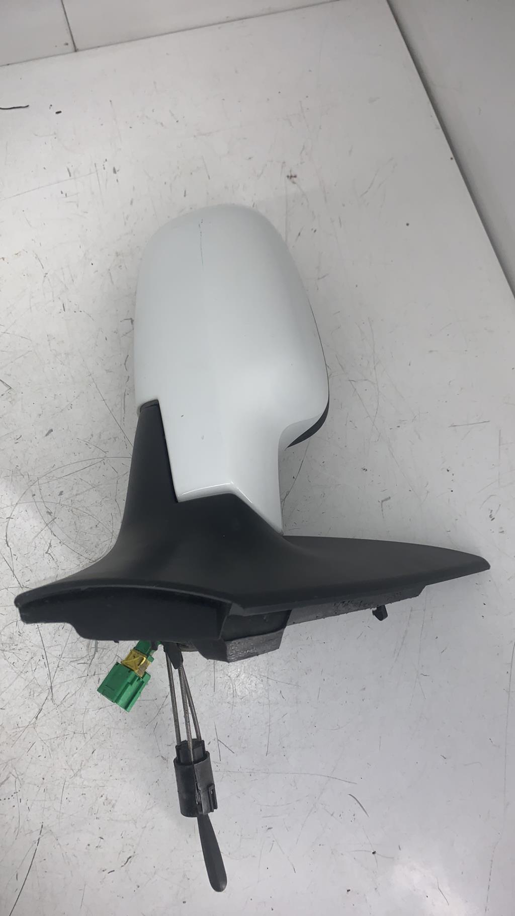 Retroviseur droit RENAULT MEGANE 2 PHASE 1 Diesel - 1