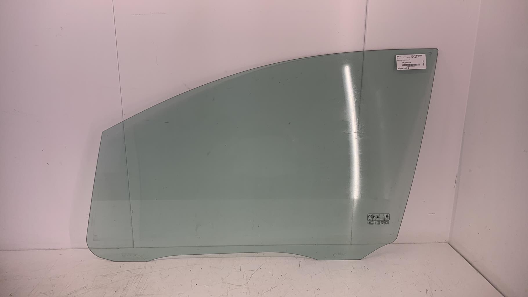 Vitre avant gauche FORD C-MAX 1 PHASE 1 Diesel - 1