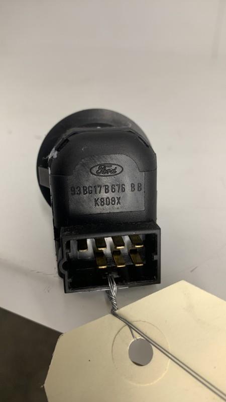 Commande retroviseurs FORD FIESTA 5 PHASE 2 Diesel - 1